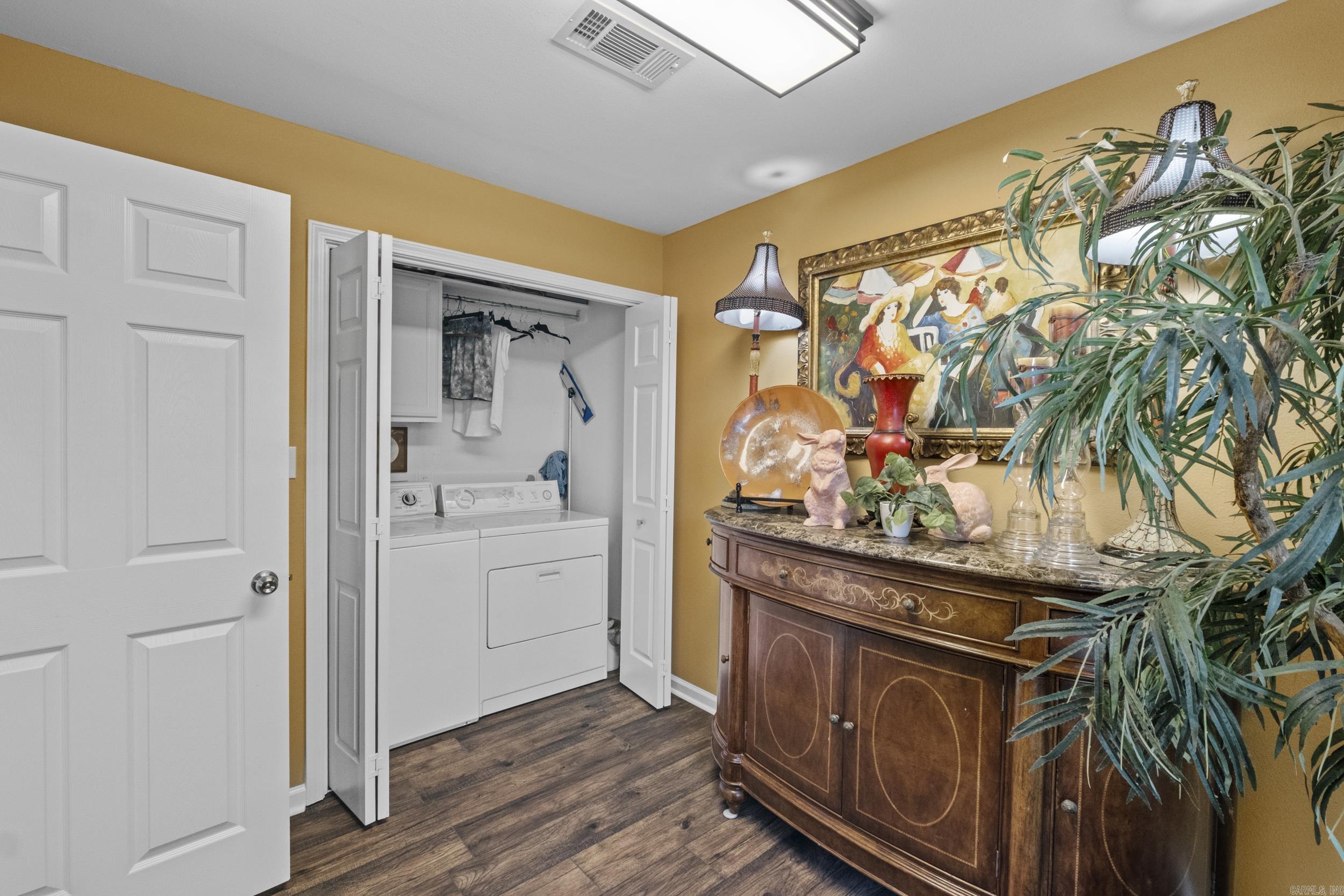 407 Country Squire  Searcy, AR