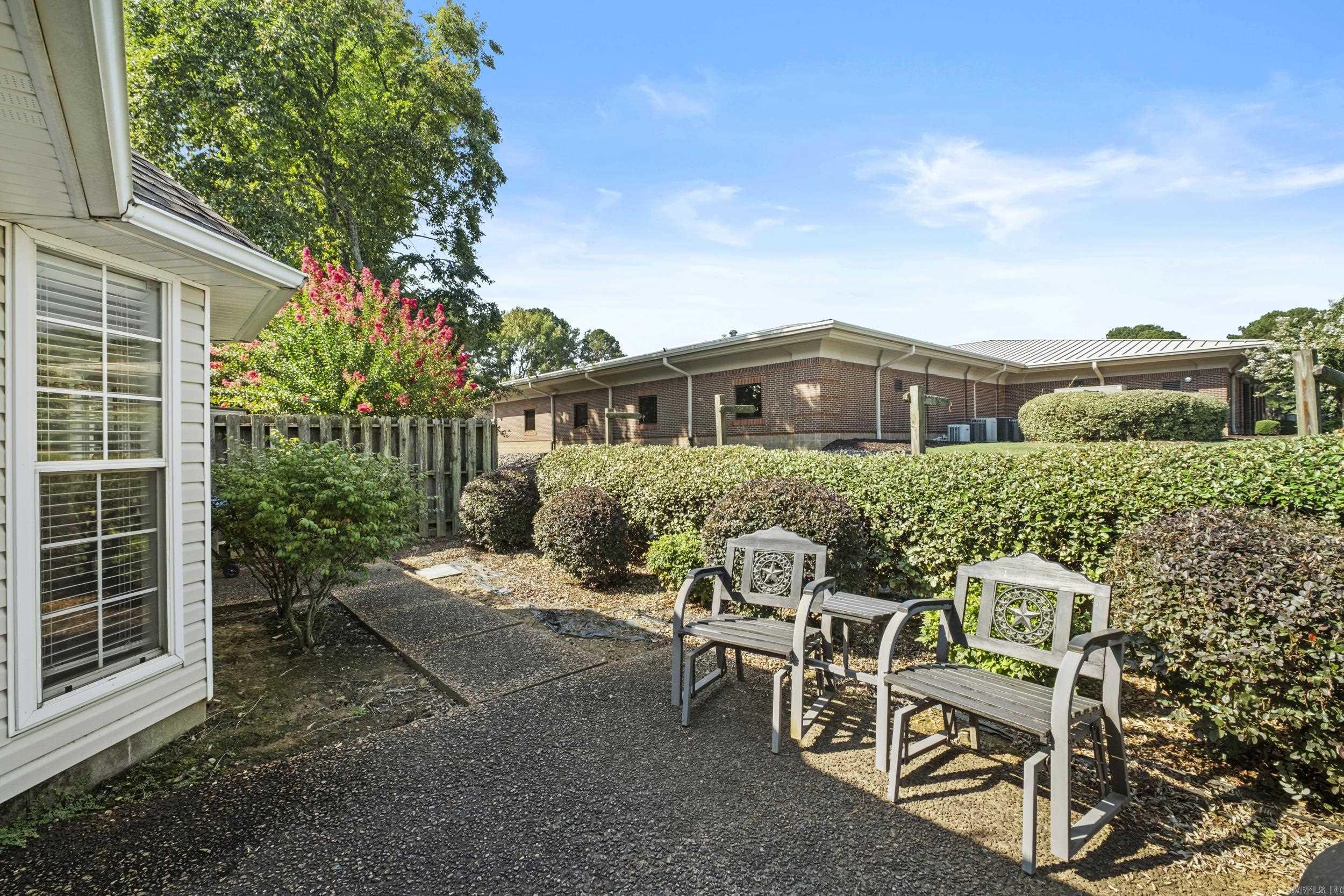 407 Country Squire  Searcy, AR