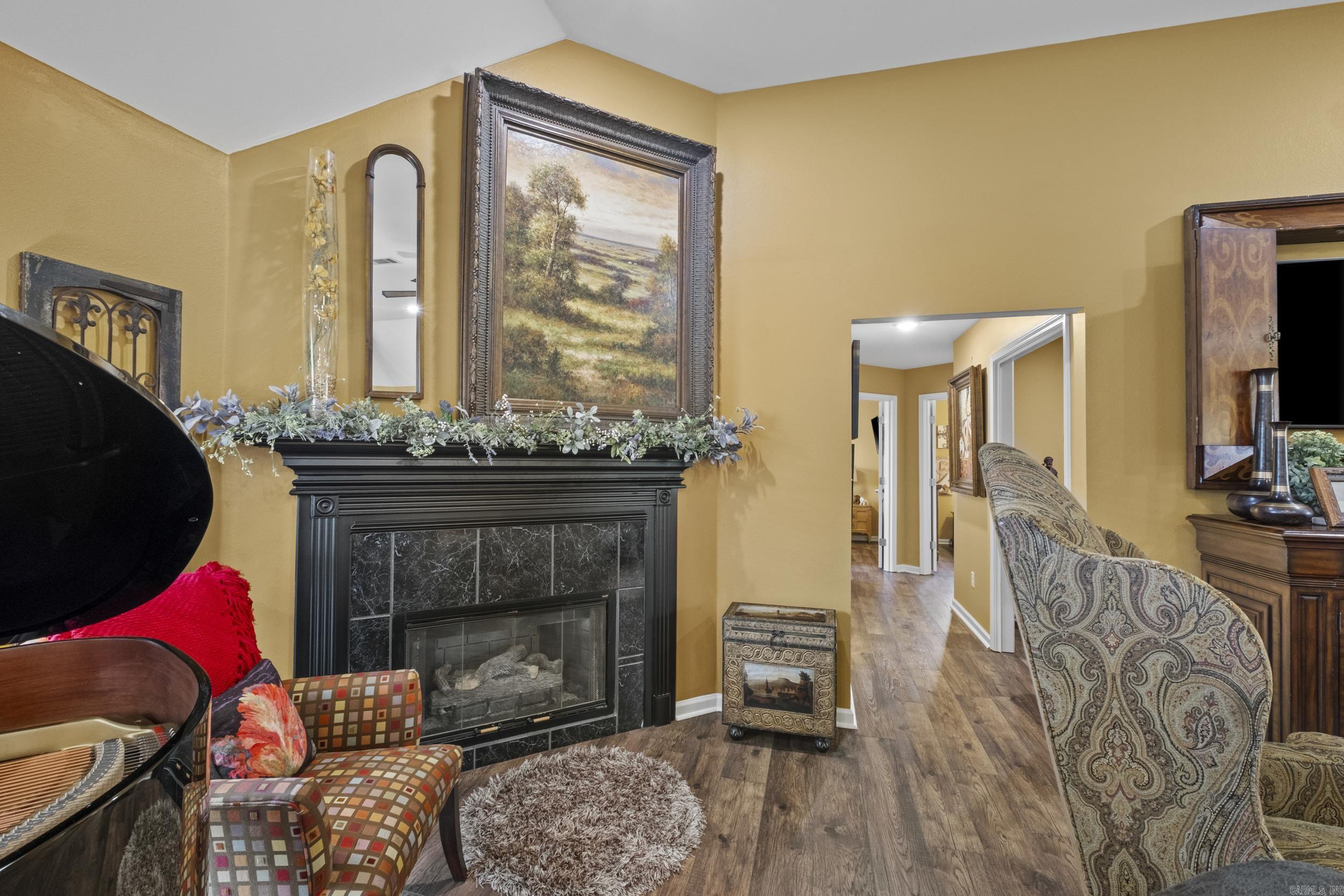 407 Country Squire  Searcy, AR