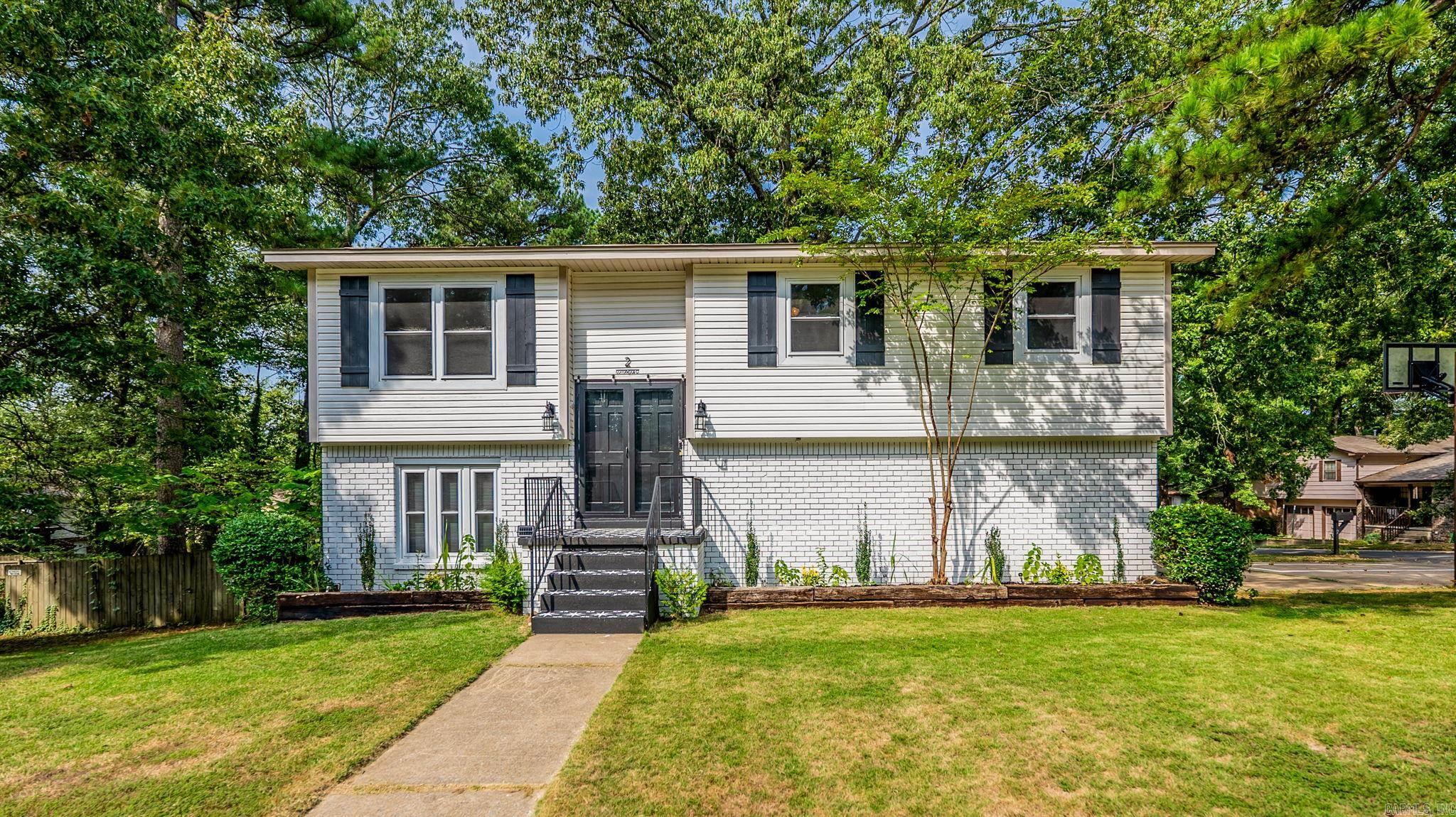 2 Cottonwood  Little Rock, AR