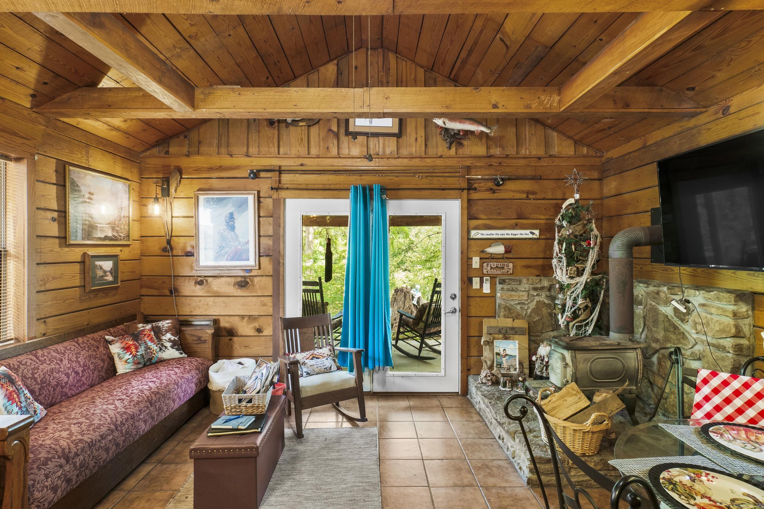 109 Collins  Pangburn, AR