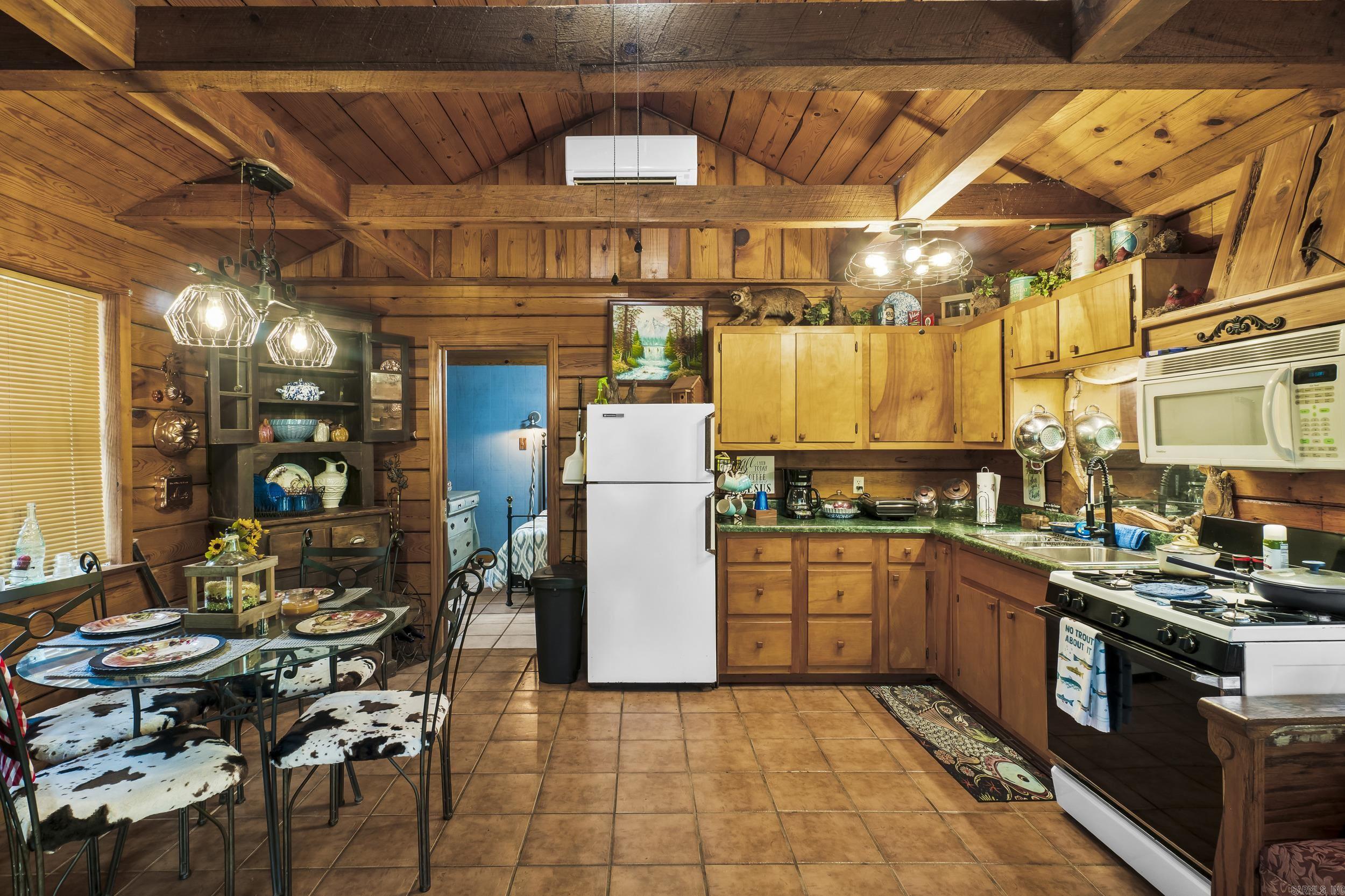 109 Collins  Pangburn, AR