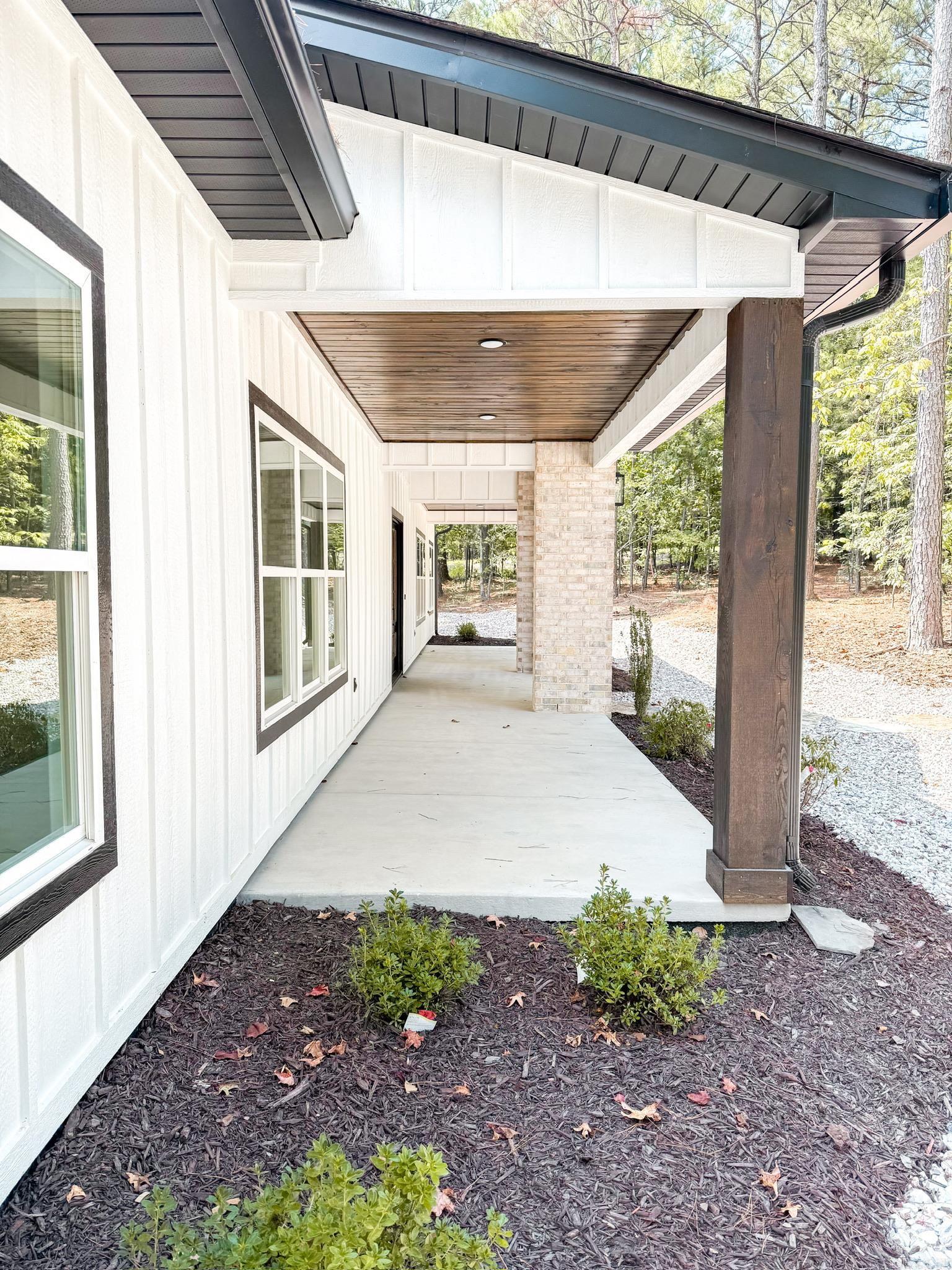 2 Breve  Hot Springs Village, AR