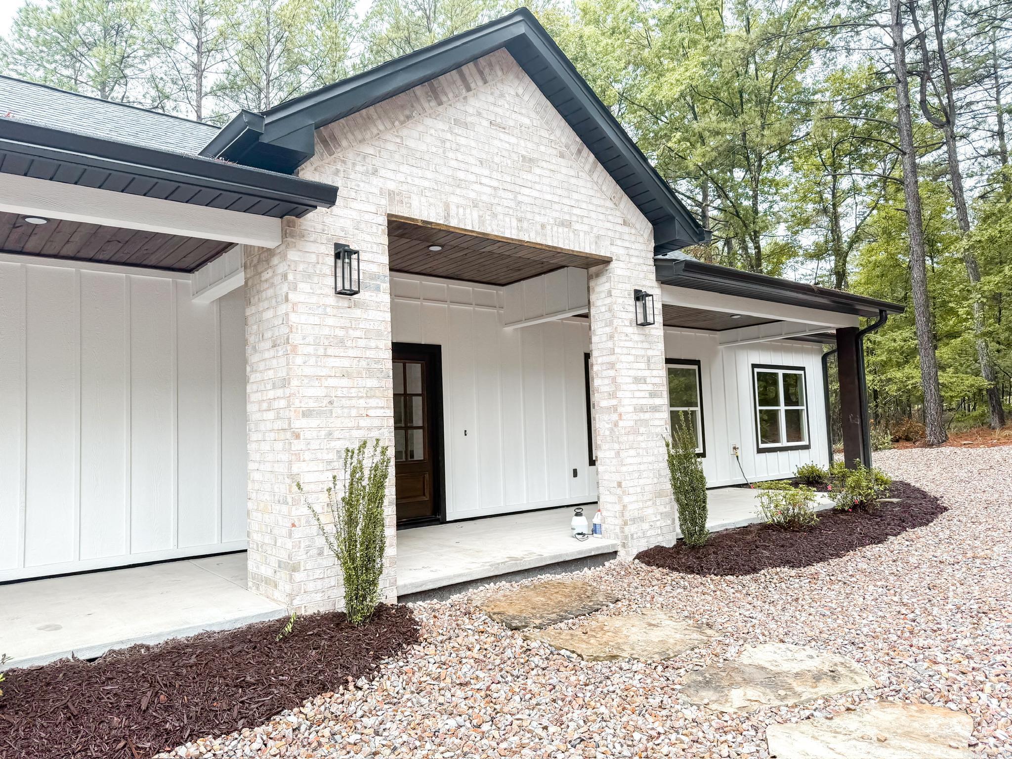 2 Breve  Hot Springs Village, AR