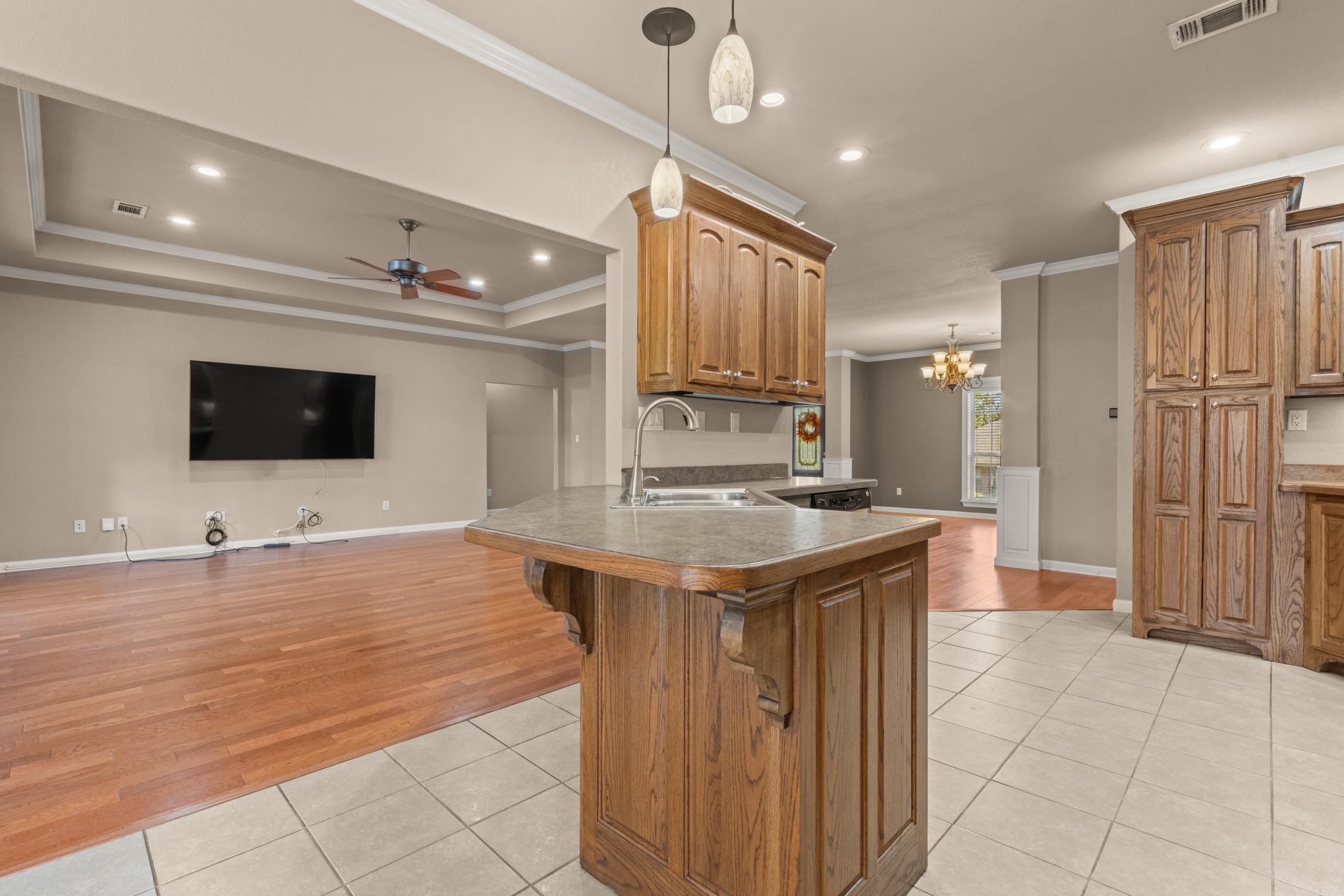 121 Wildwood Forest  Hot Springs, AR