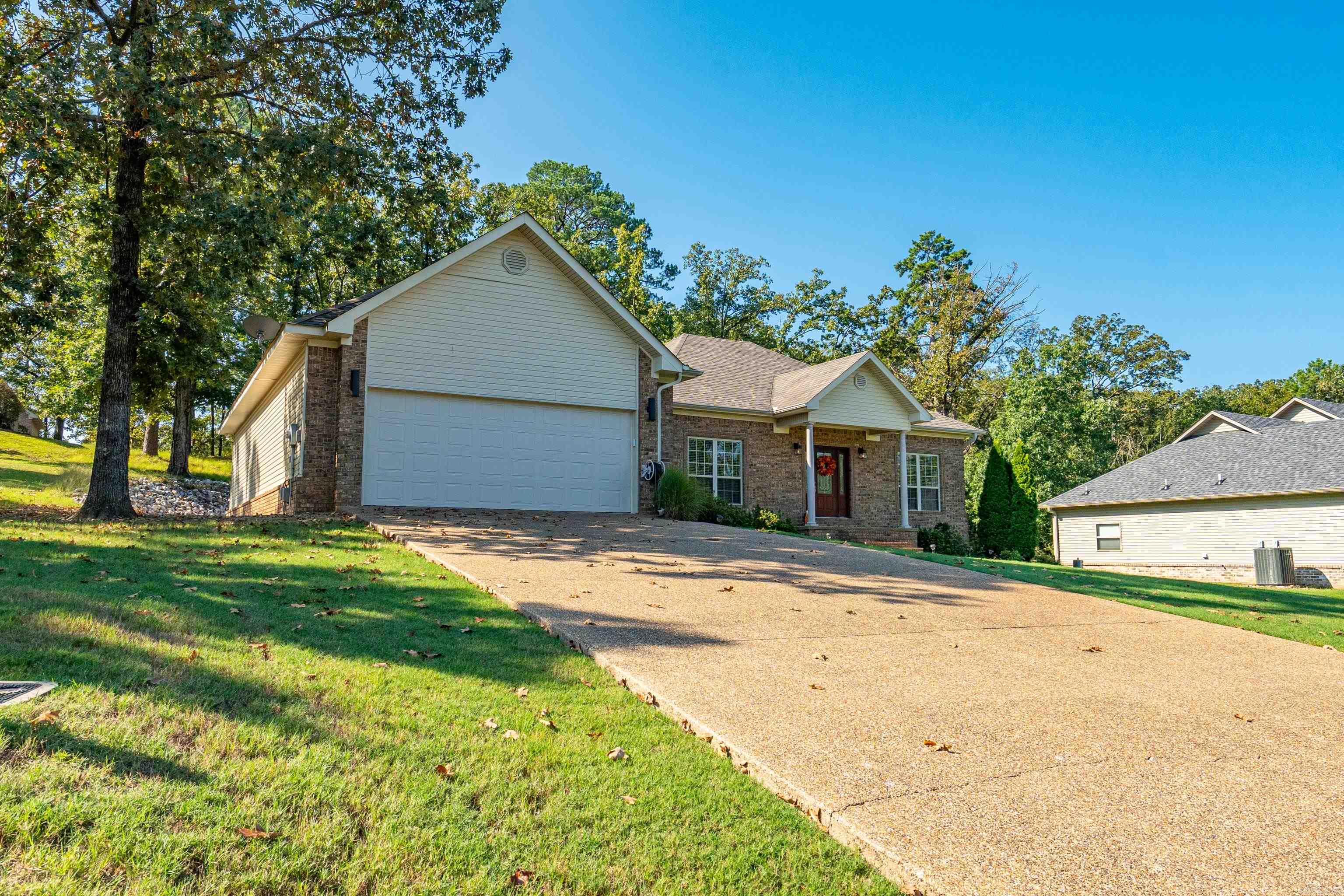 121 Wildwood Forest  Hot Springs, AR