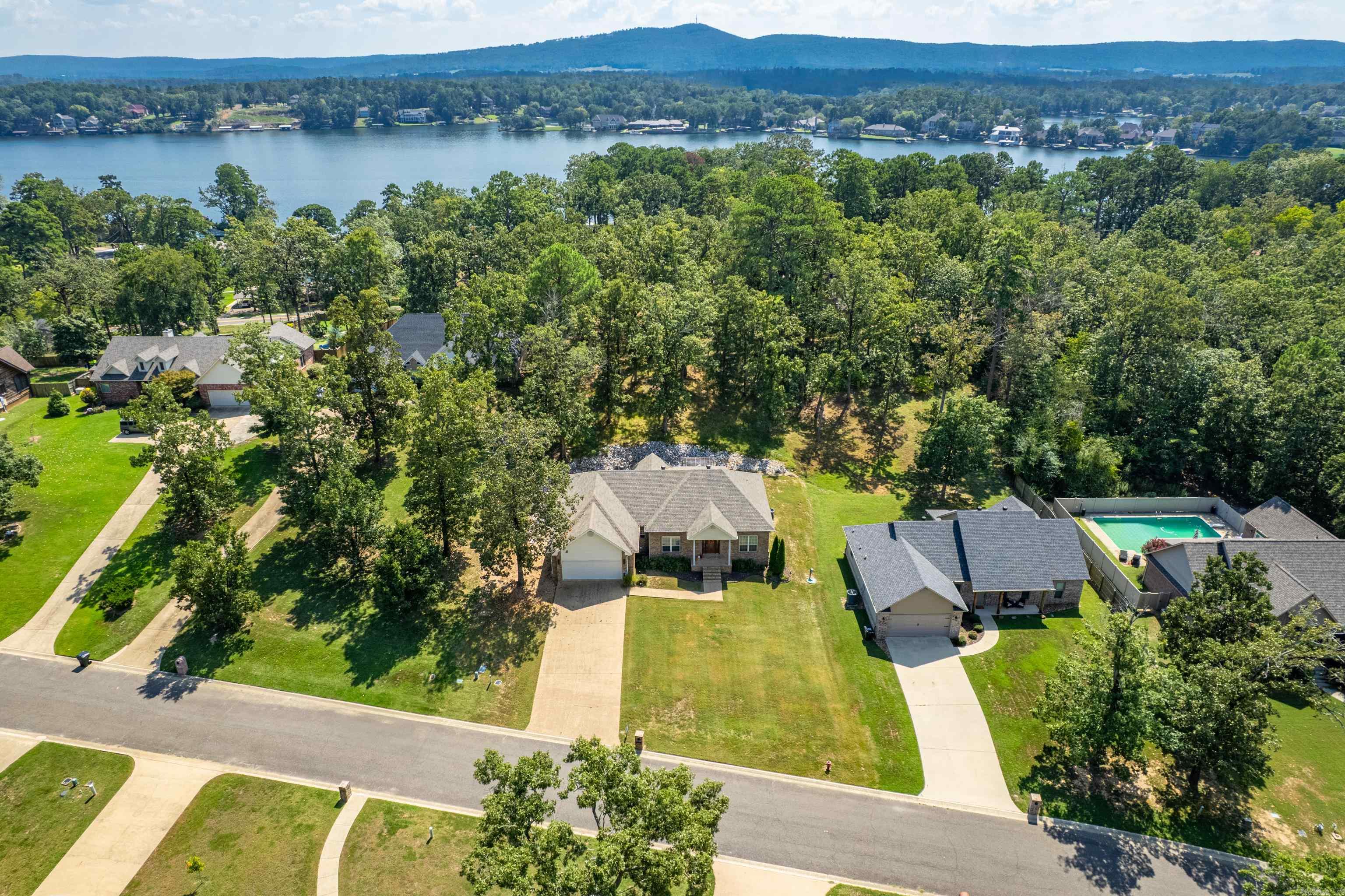 121 Wildwood Forest  Hot Springs, AR