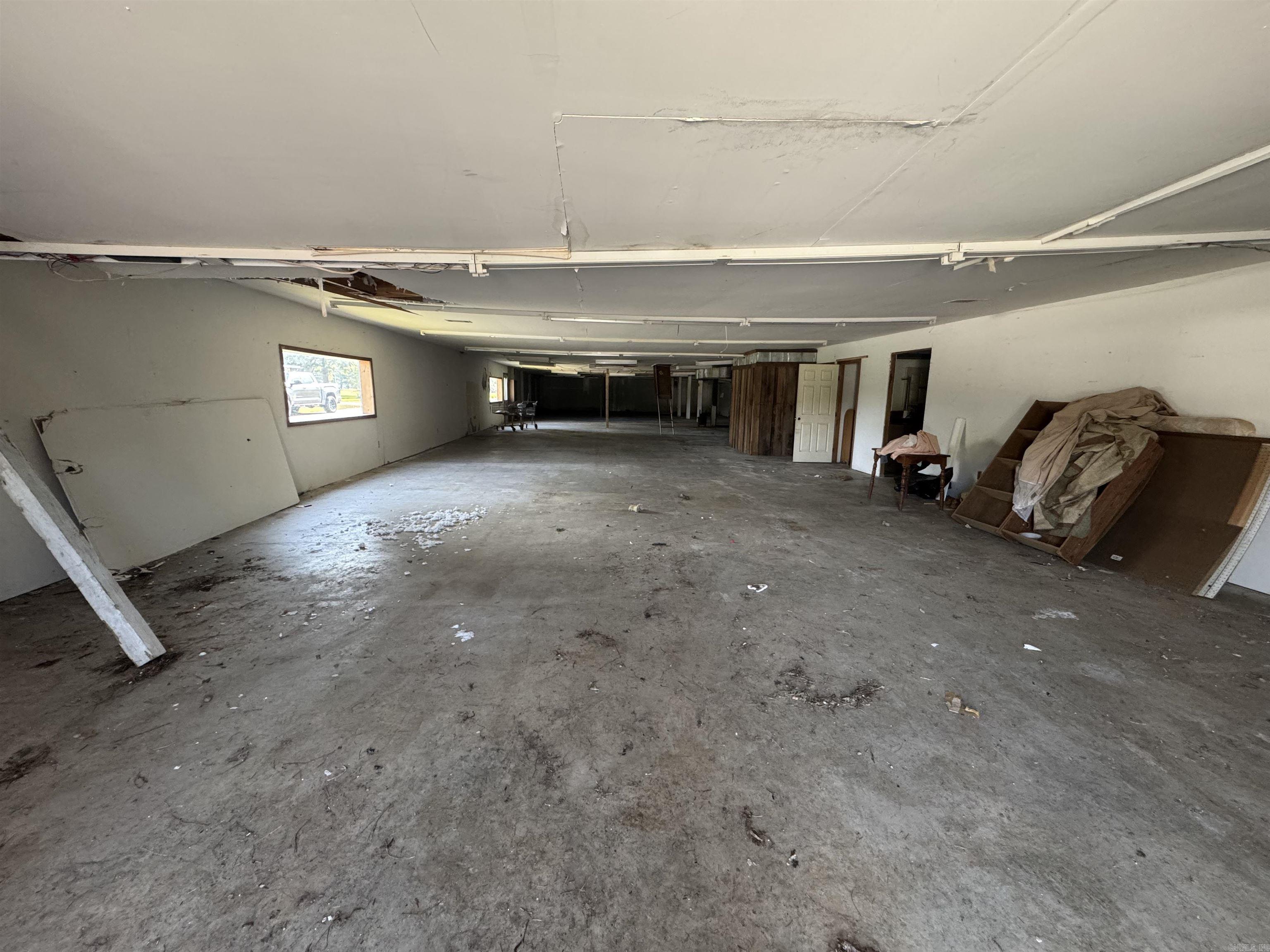 212 AR-365  Redfield, AR