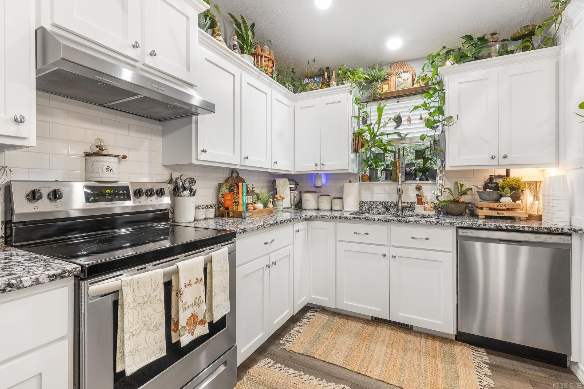 6080 Oak Leaf  Harrison, AR