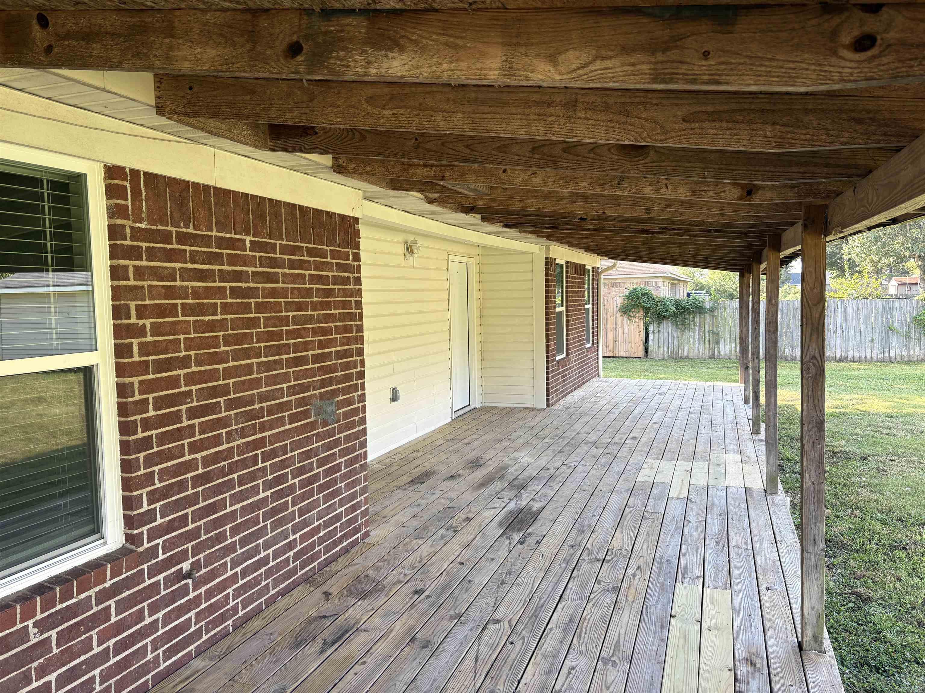 8 Hummingbird  Vilonia, AR