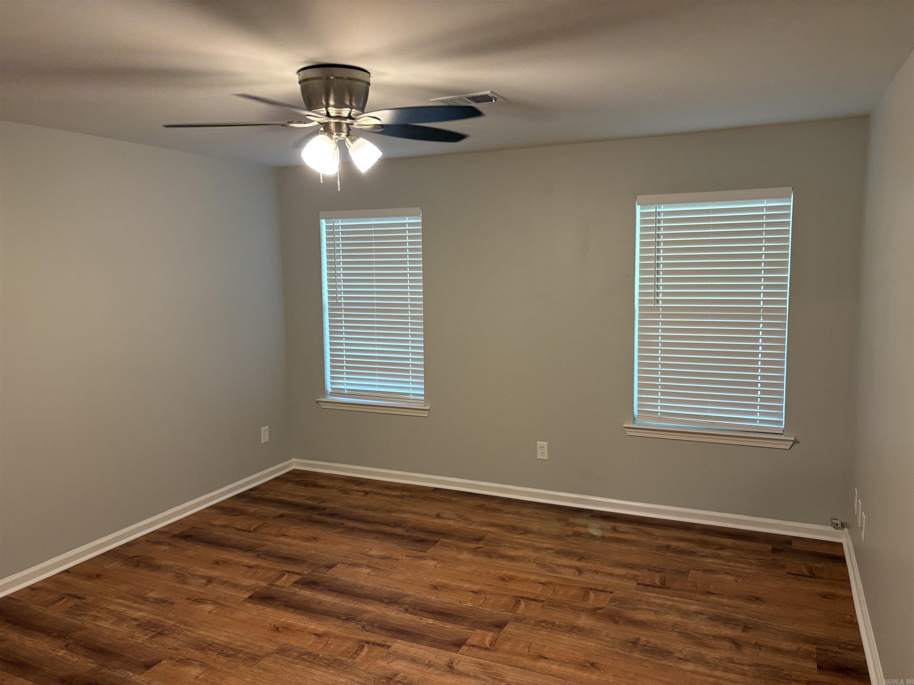 8 Hummingbird  Vilonia, AR