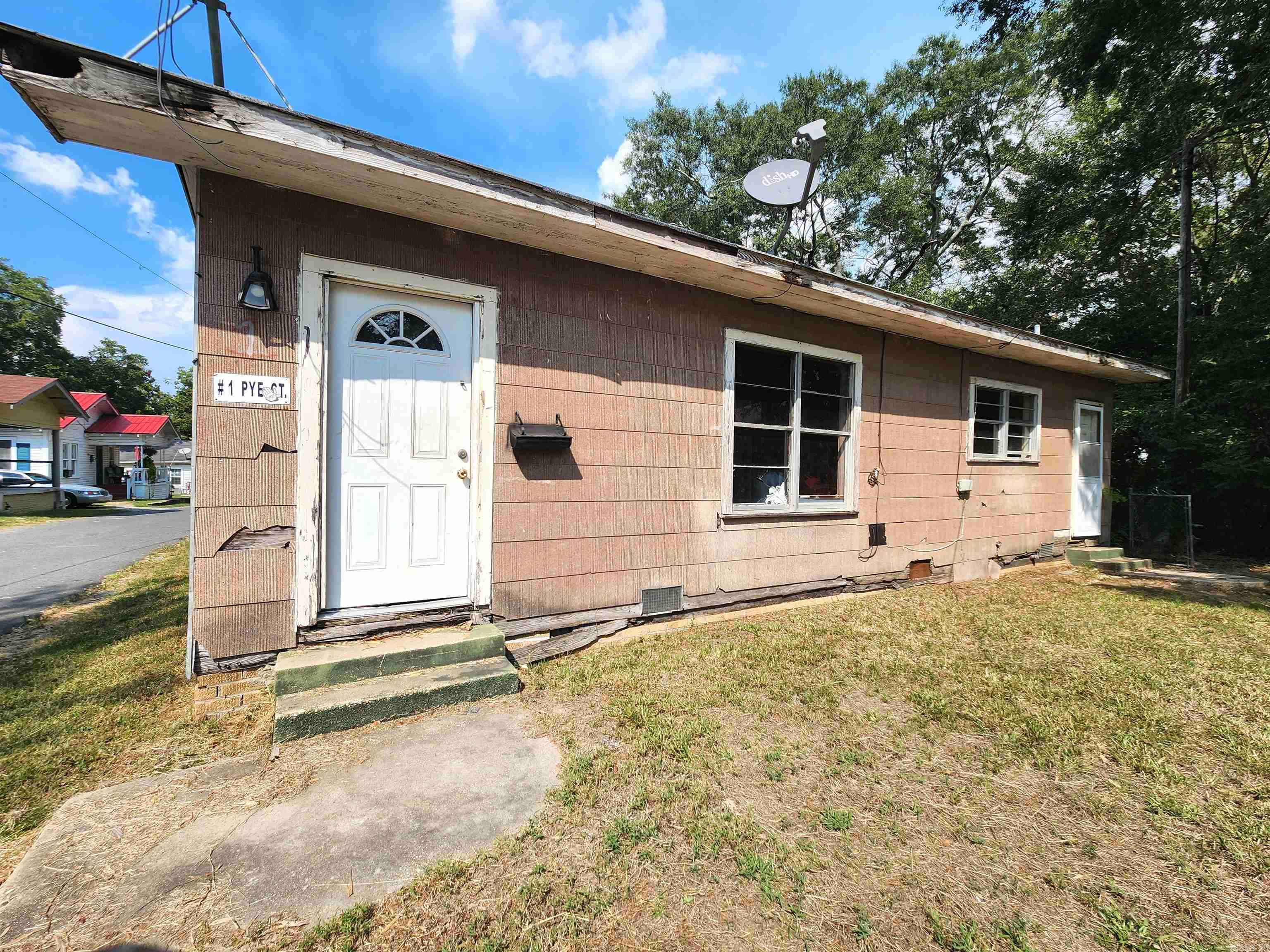 608 E Block and 1 Pye Court El Dorado, AR
