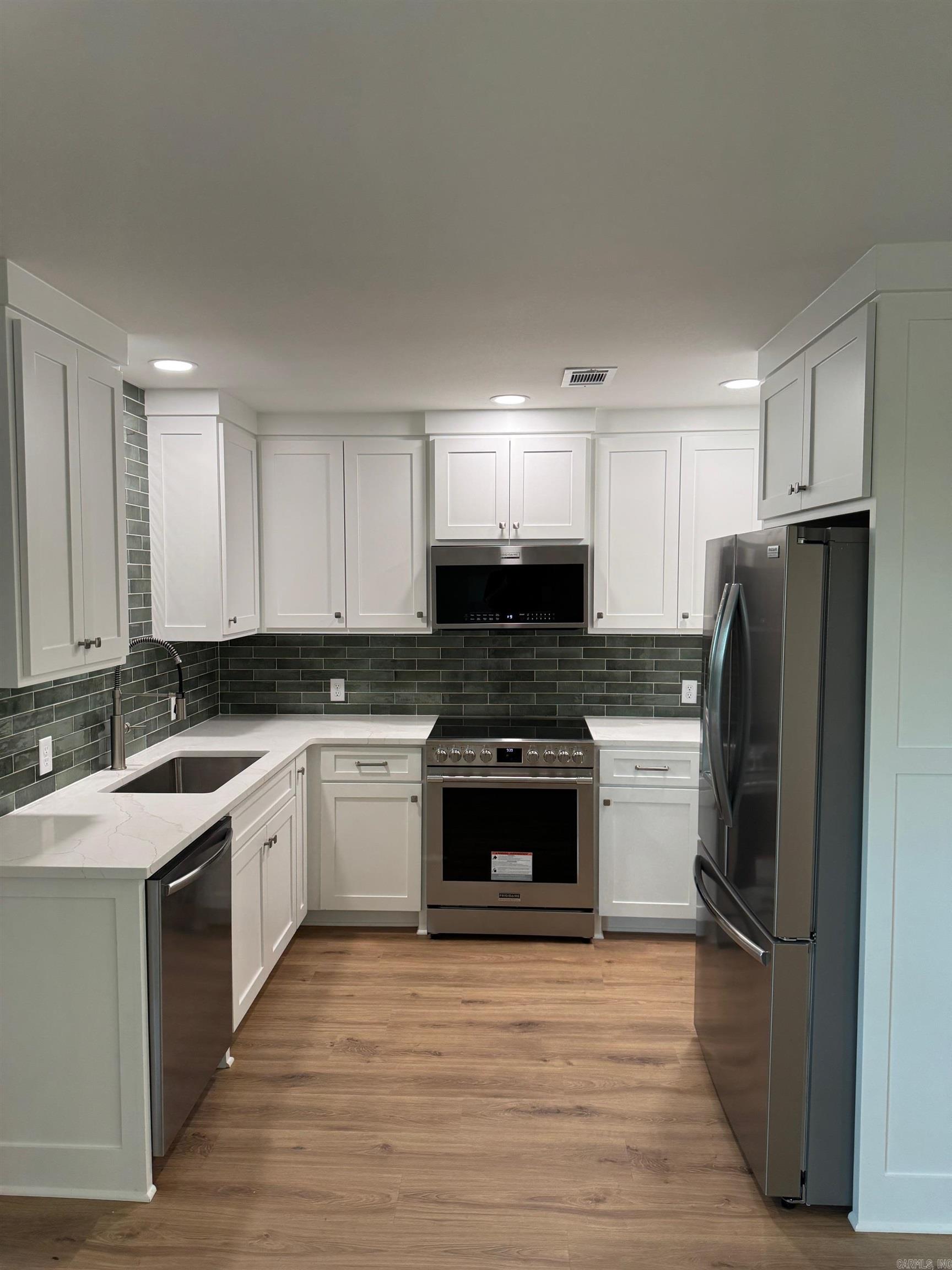 8009 Iowa  Little Rock, AR