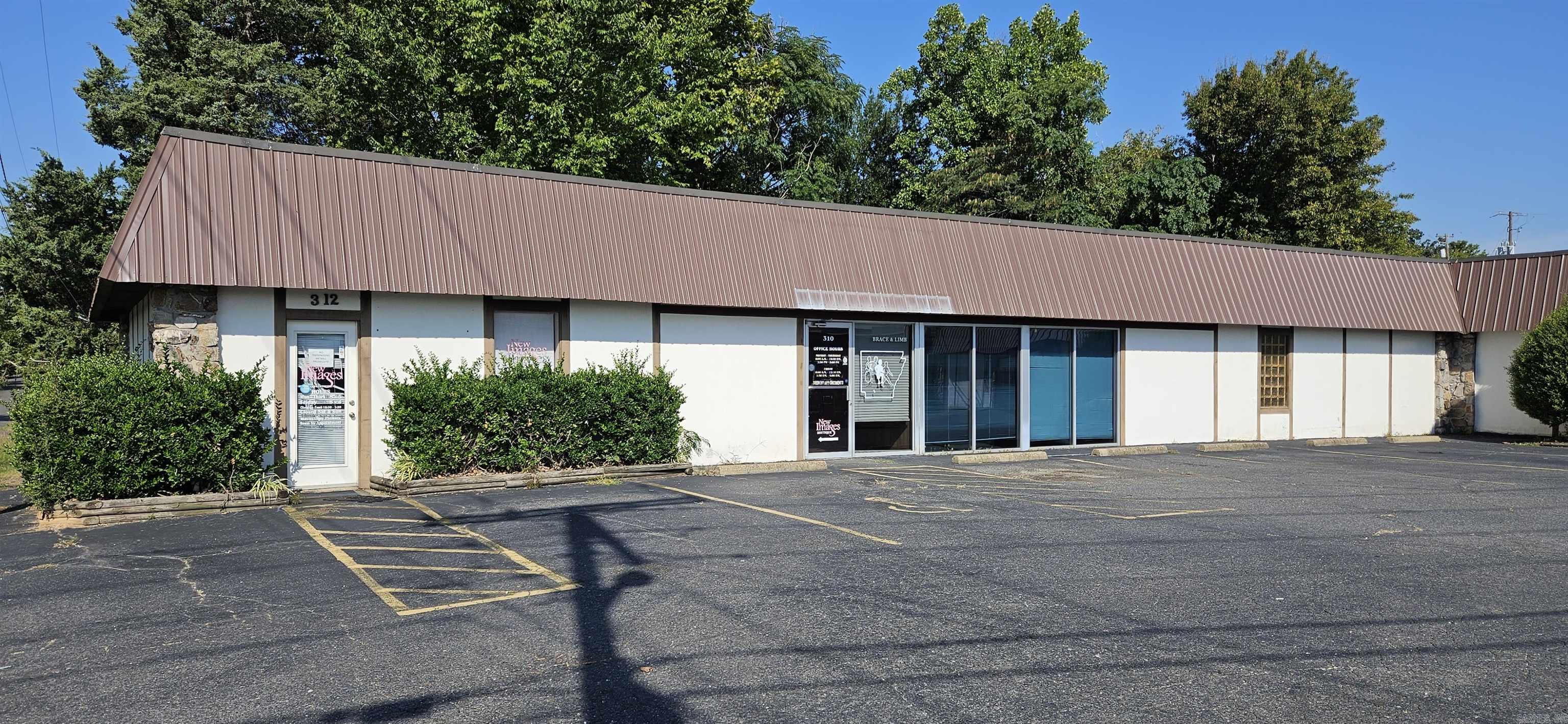 310 Higdon Ferry  Hot Springs, AR