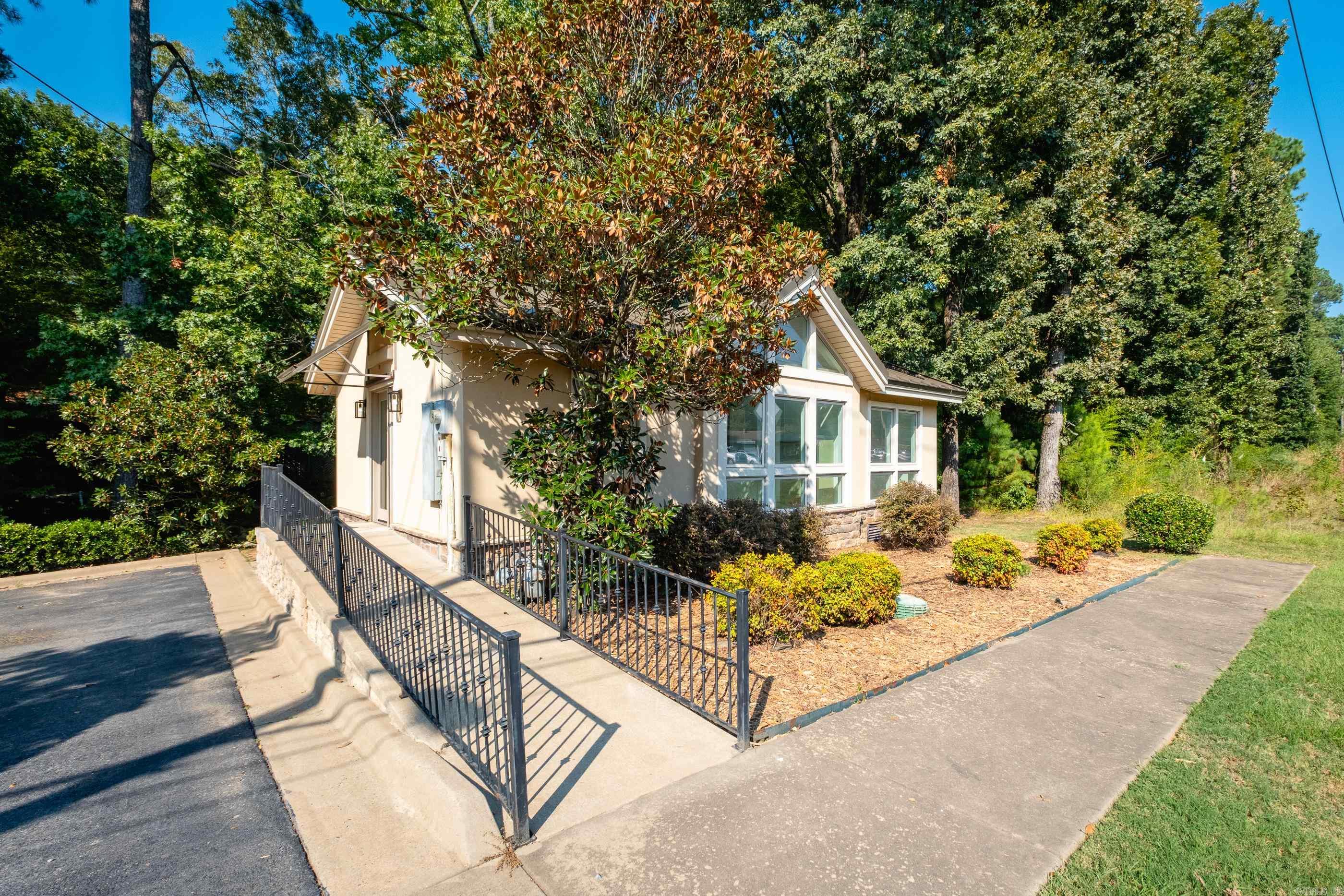 15800 Cantrell Road  Little Rock, AR