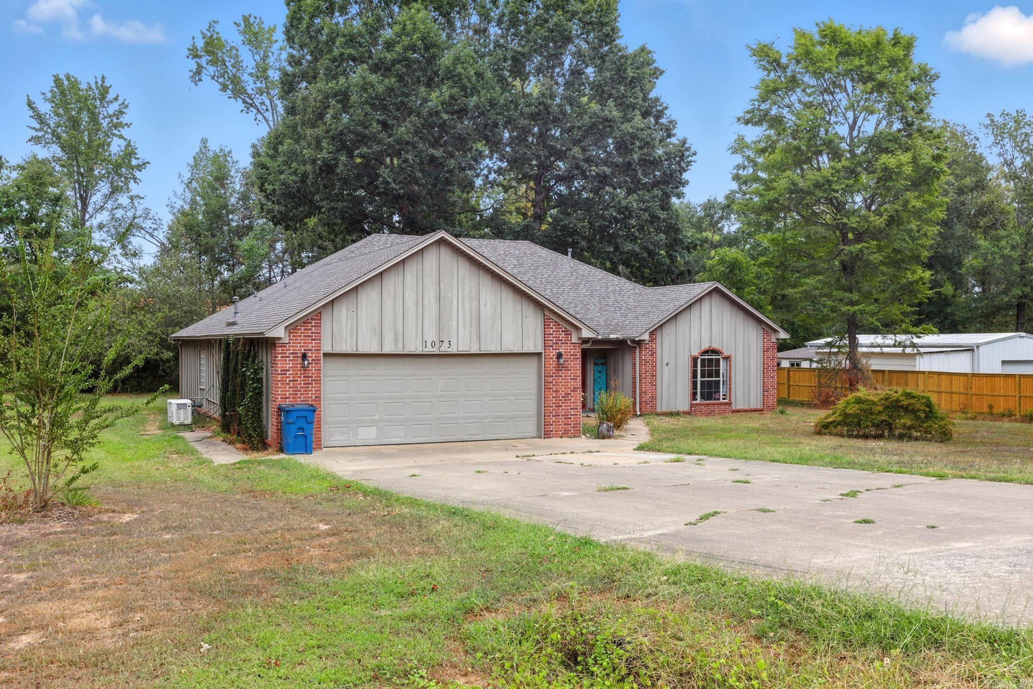1073 Fox Hunt  Alexander, AR