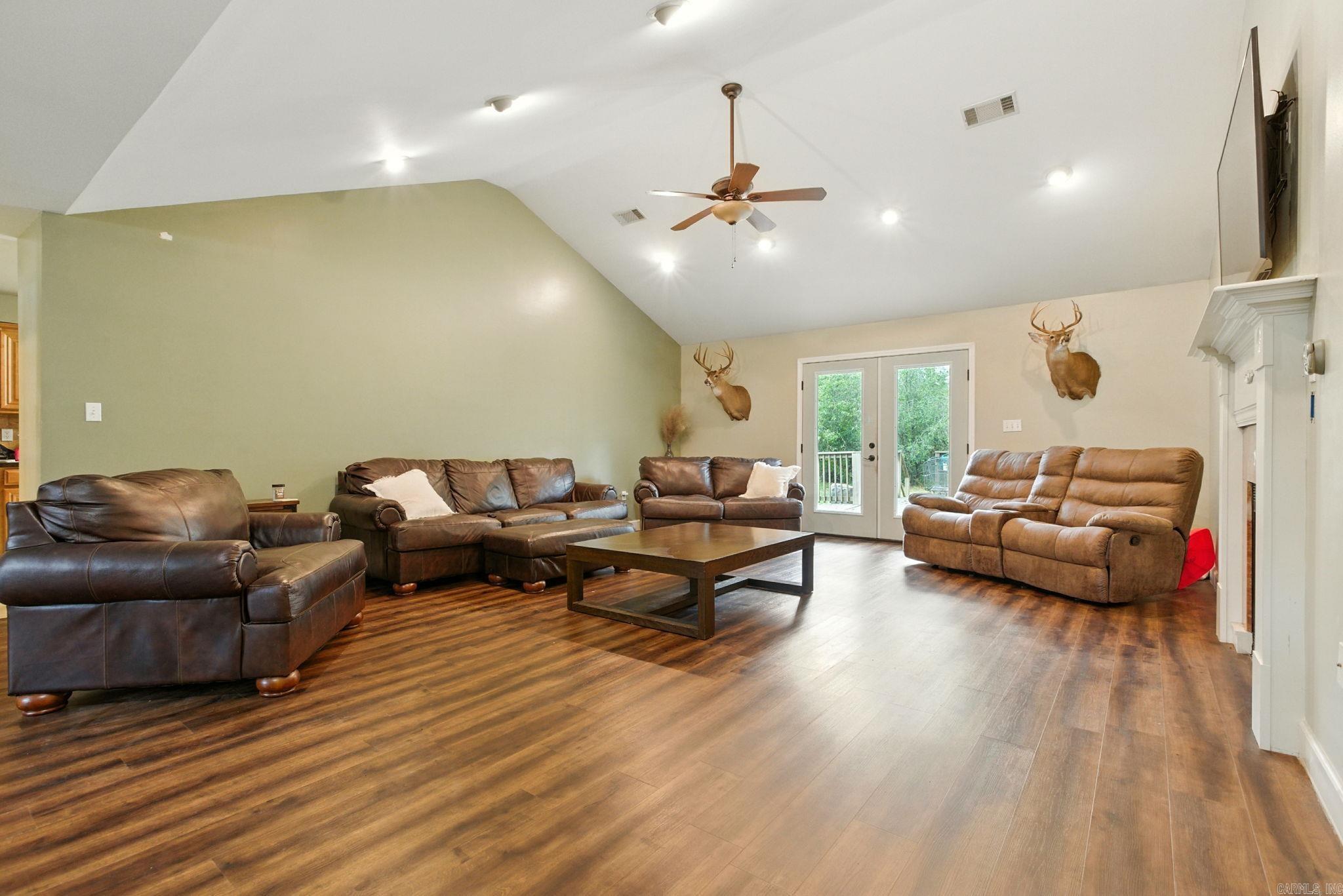 1073 Fox Hunt  Alexander, AR