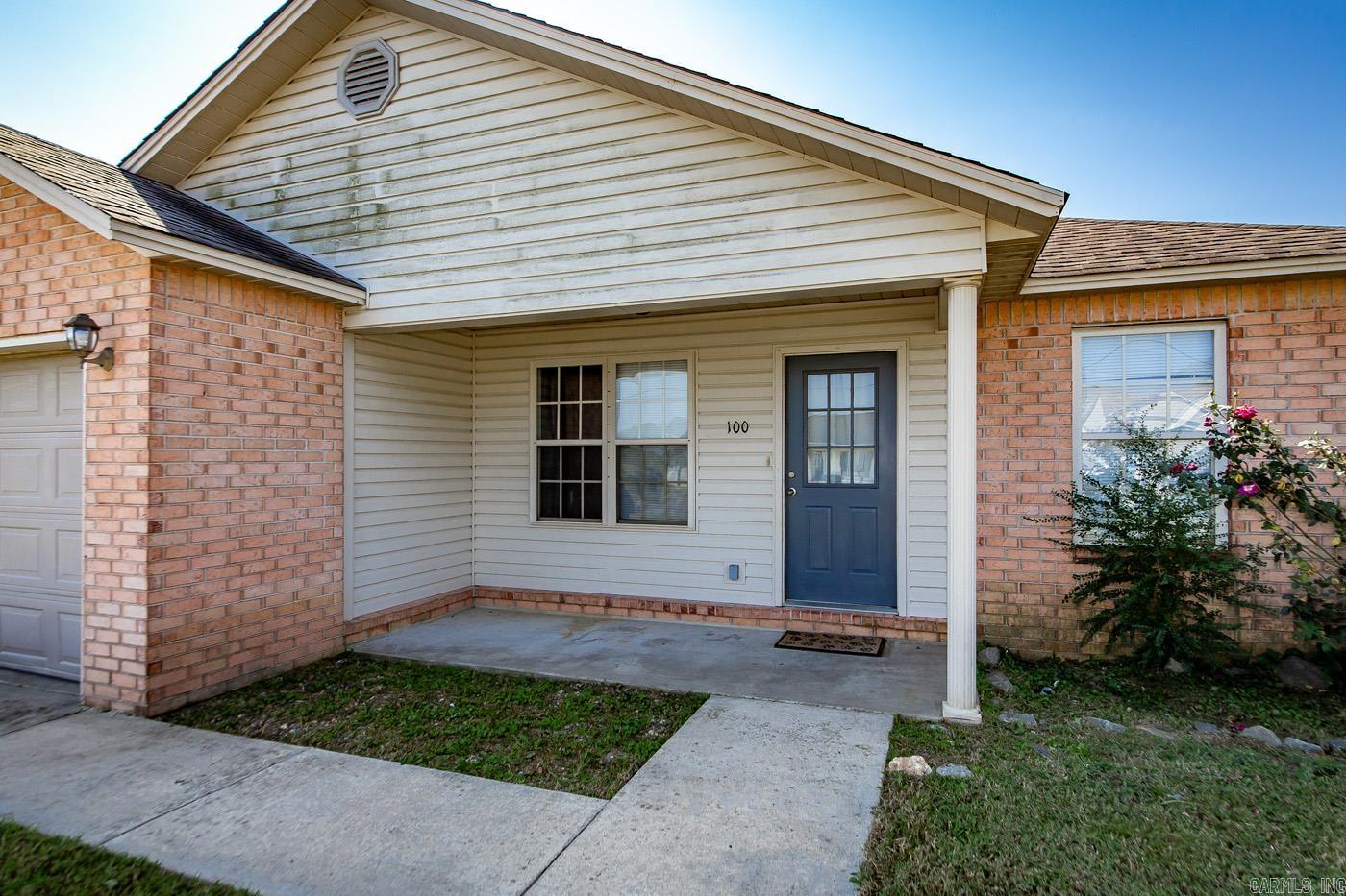 100 E Lauren  Searcy, AR