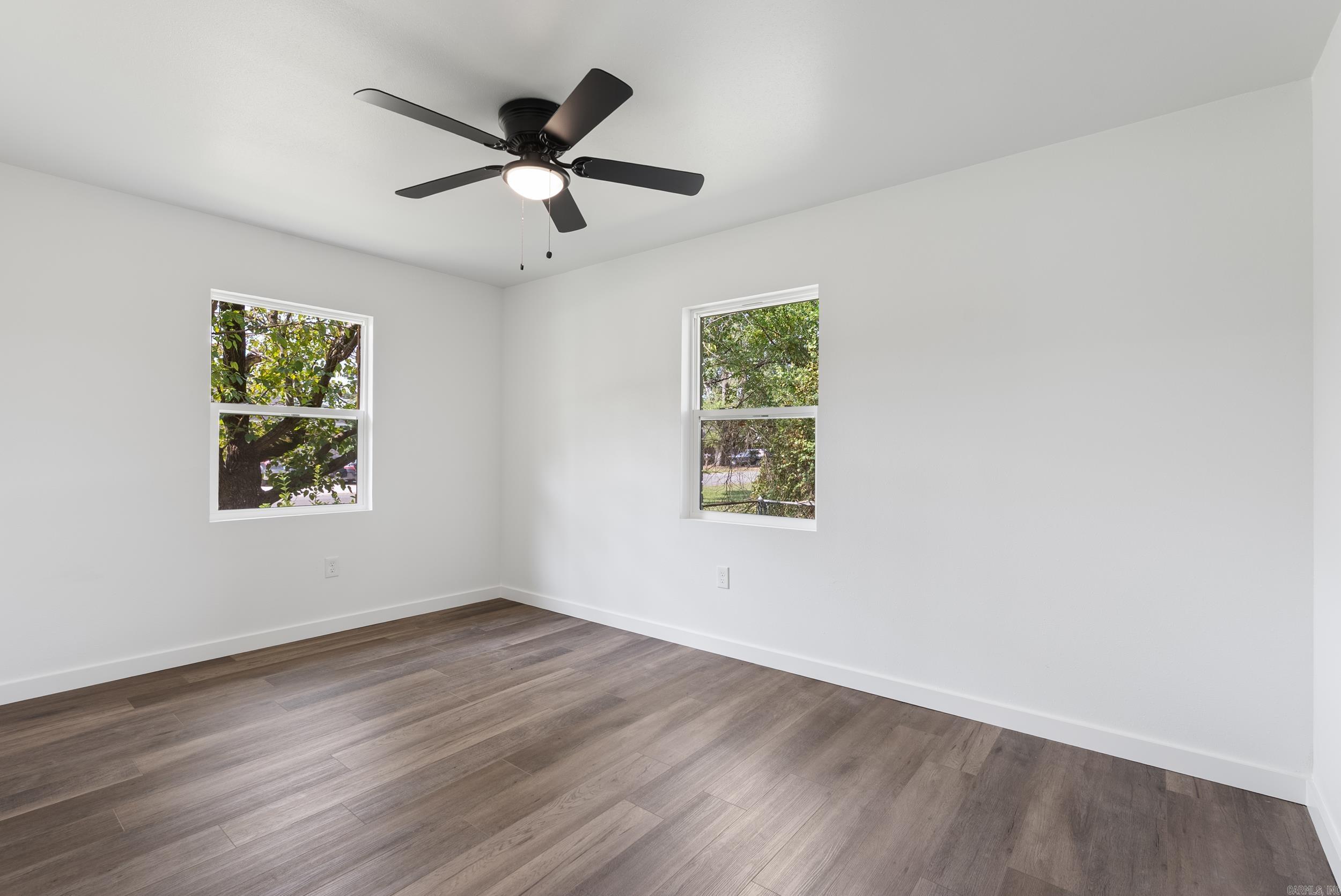 324 S Center  Conway, AR