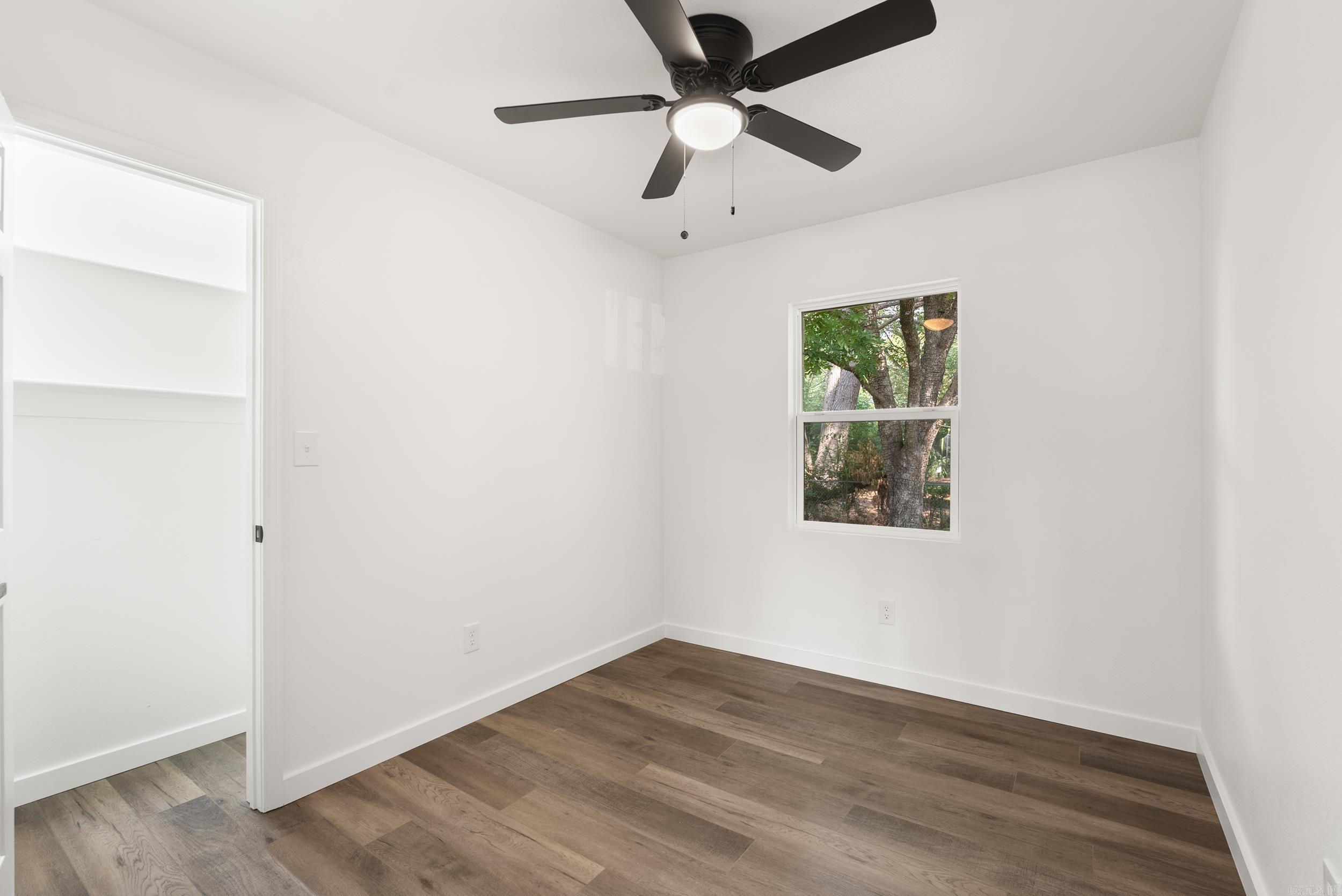 324 S Center  Conway, AR