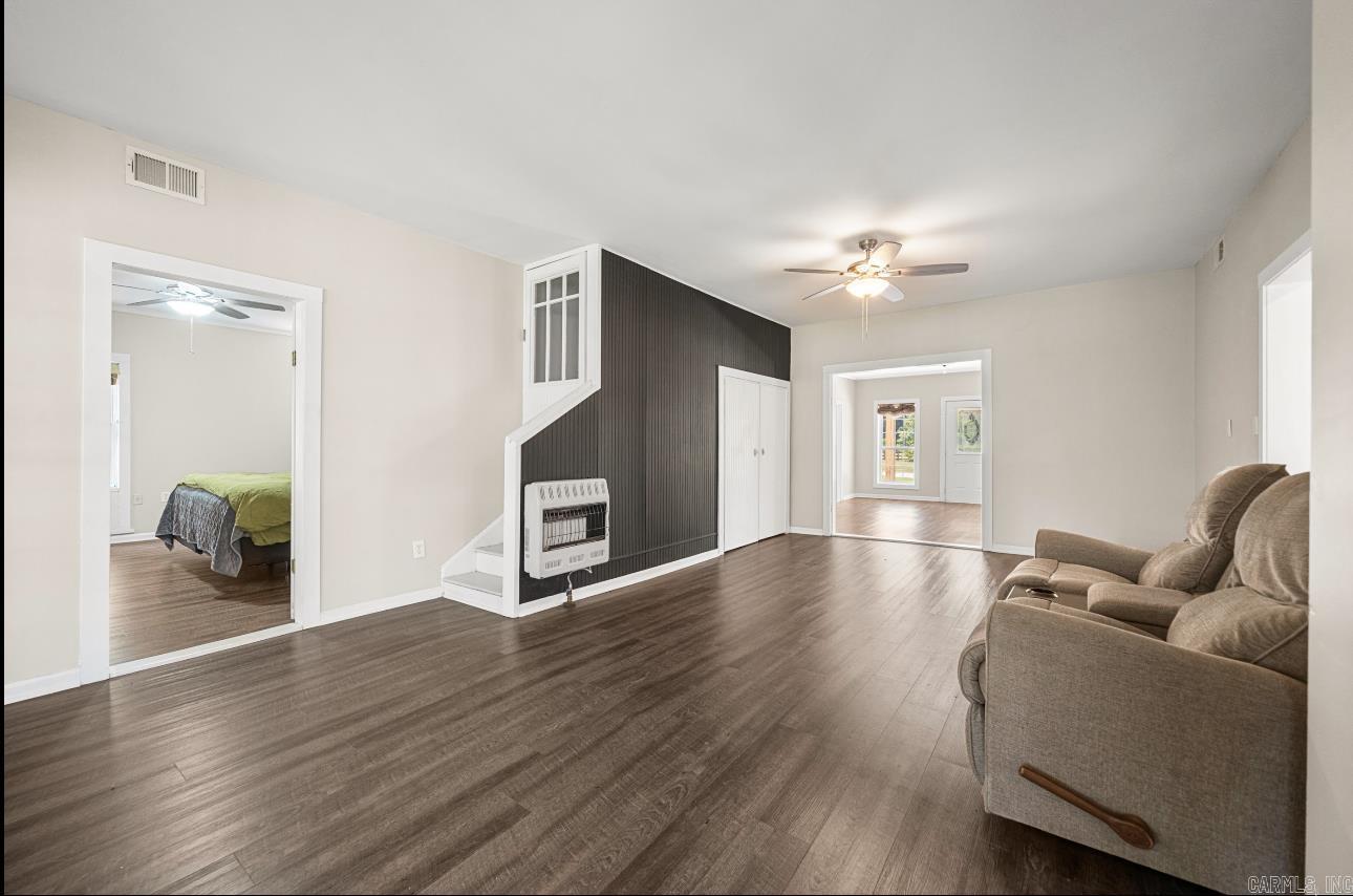 1420 Bradley 8 Rd N  Warren, AR