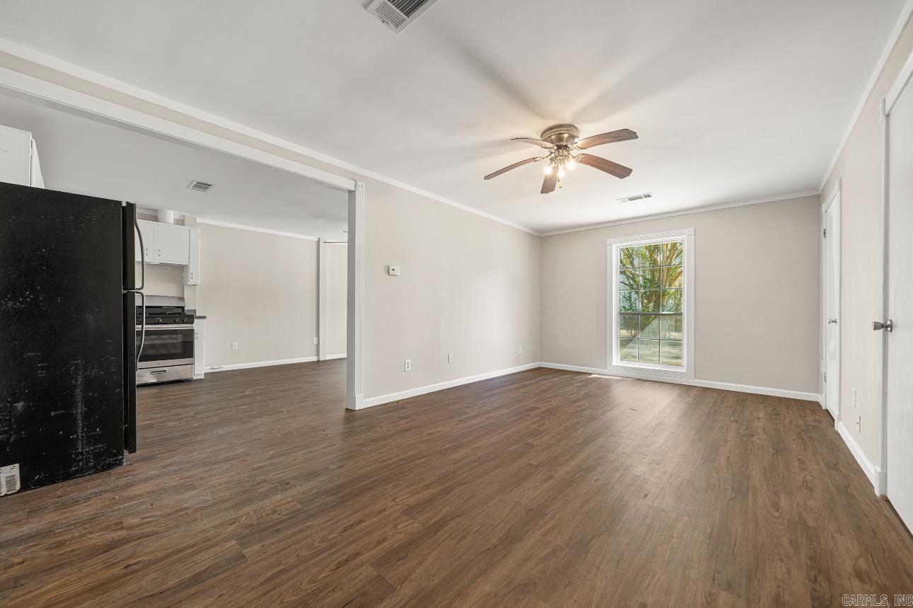 1420 Bradley 8 Rd N  Warren, AR