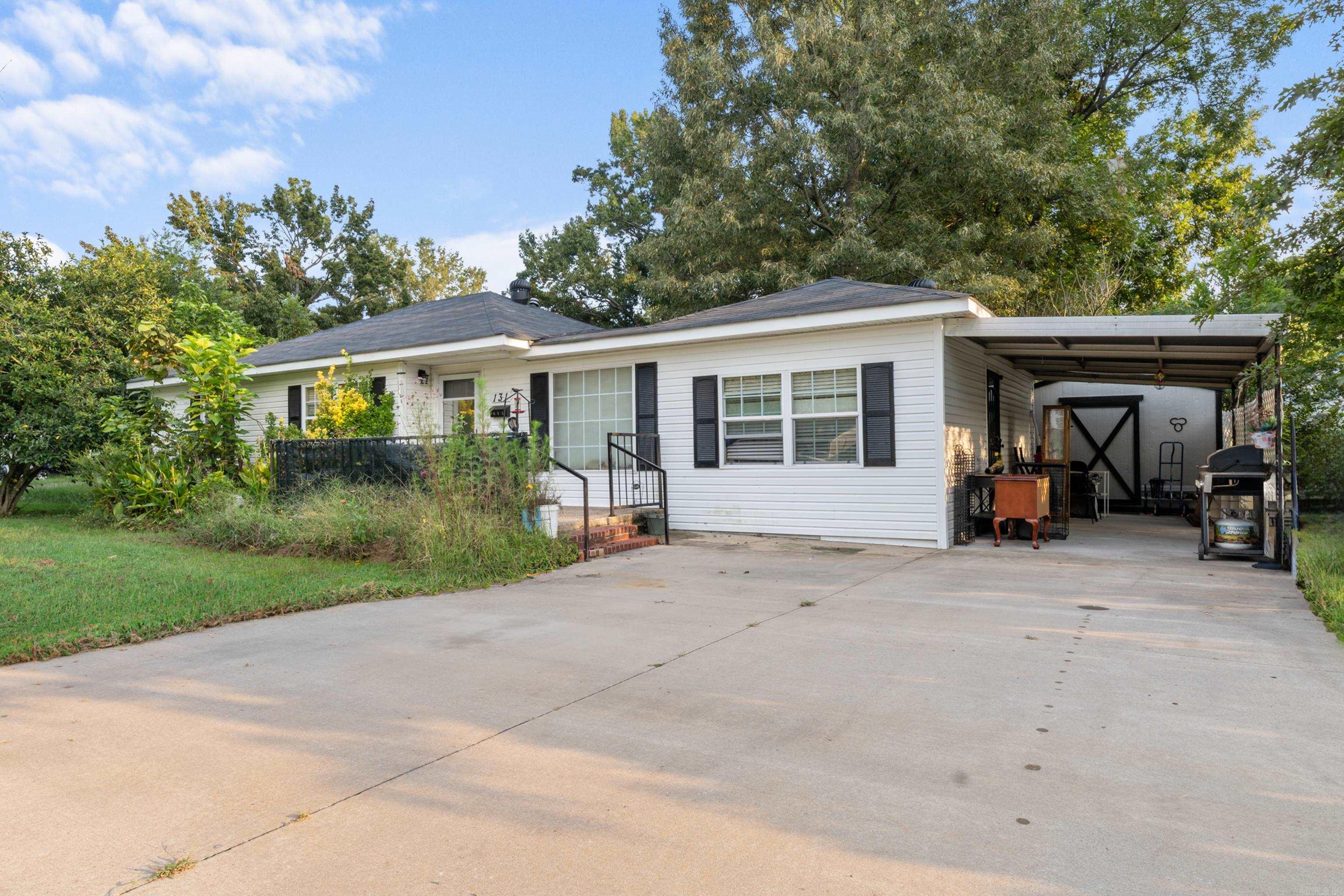 131 Saunders  North Little Rock, AR