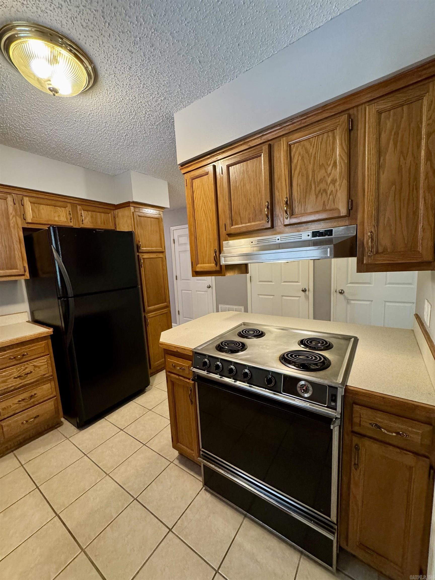 3505 E Lake  Pine Bluff, AR