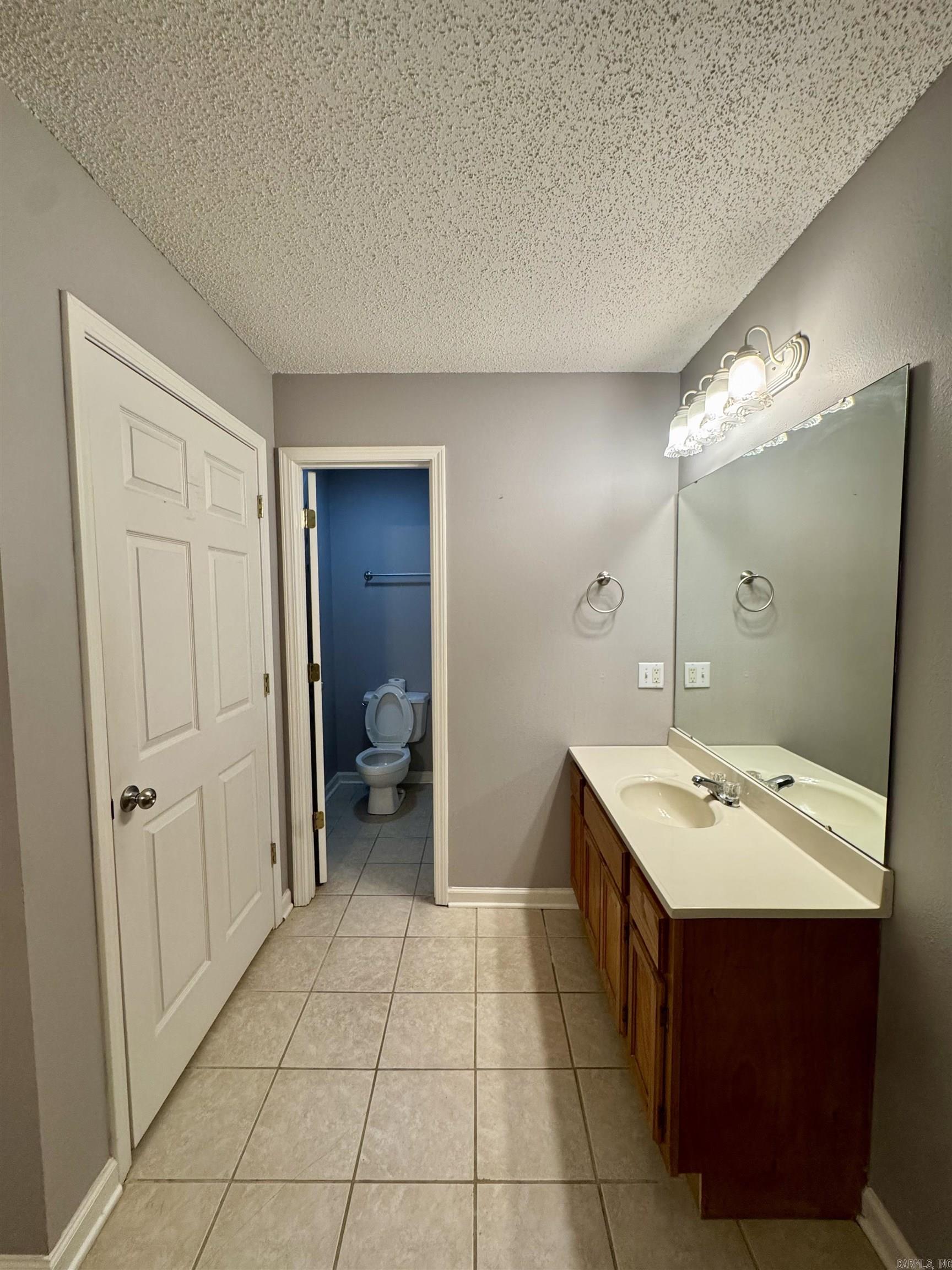 3505 E Lake  Pine Bluff, AR