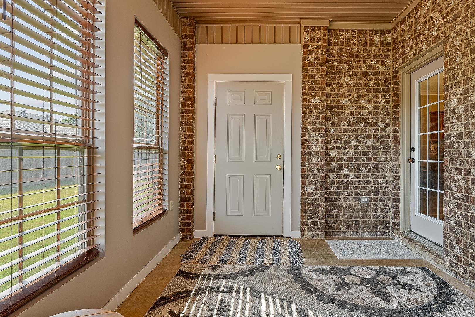 102 Woody  Bay, AR
