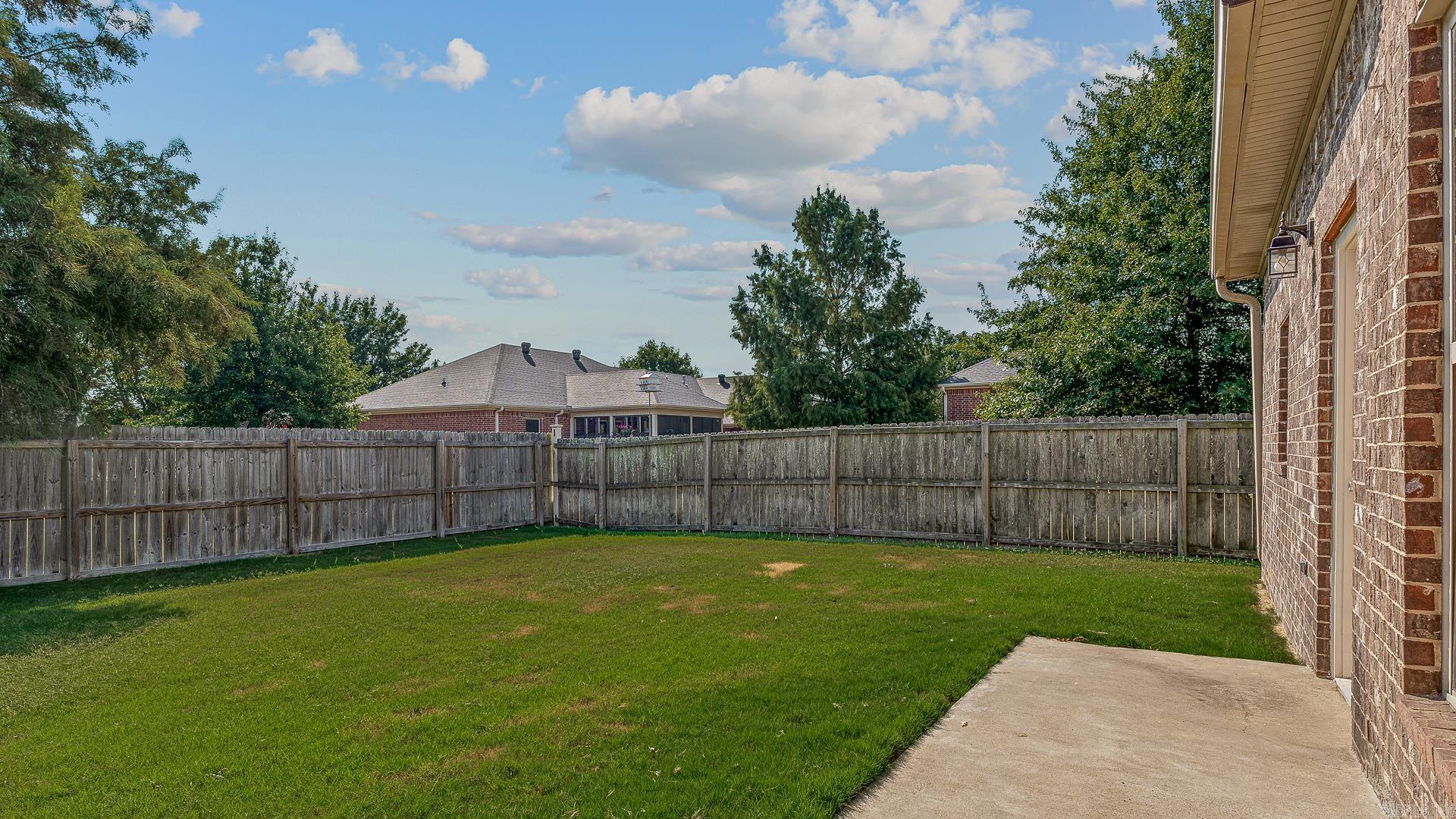 102 Woody  Bay, AR