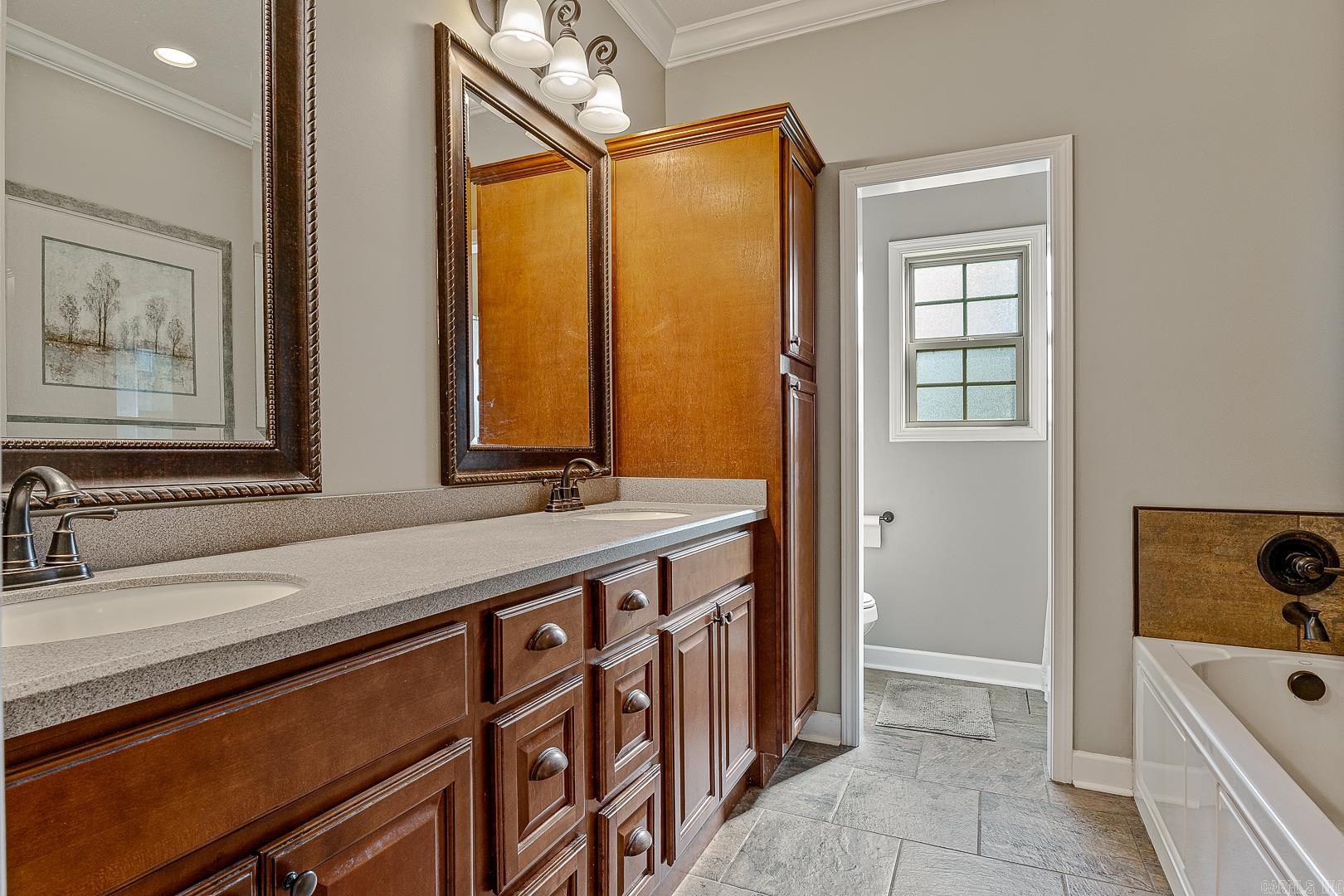 102 Woody  Bay, AR