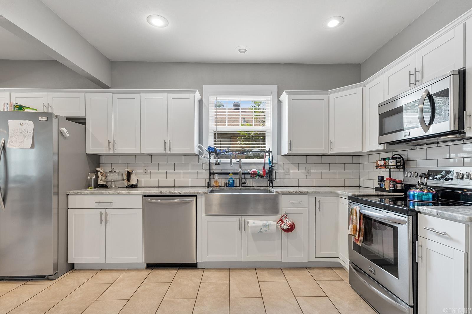 219 W D  North Little Rock, AR
