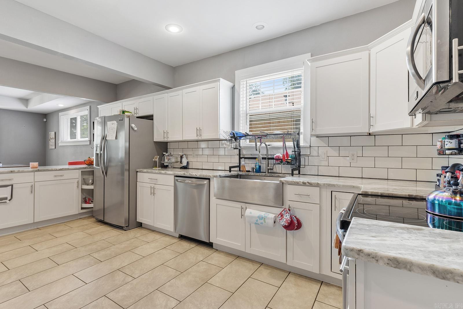 219 W D  North Little Rock, AR