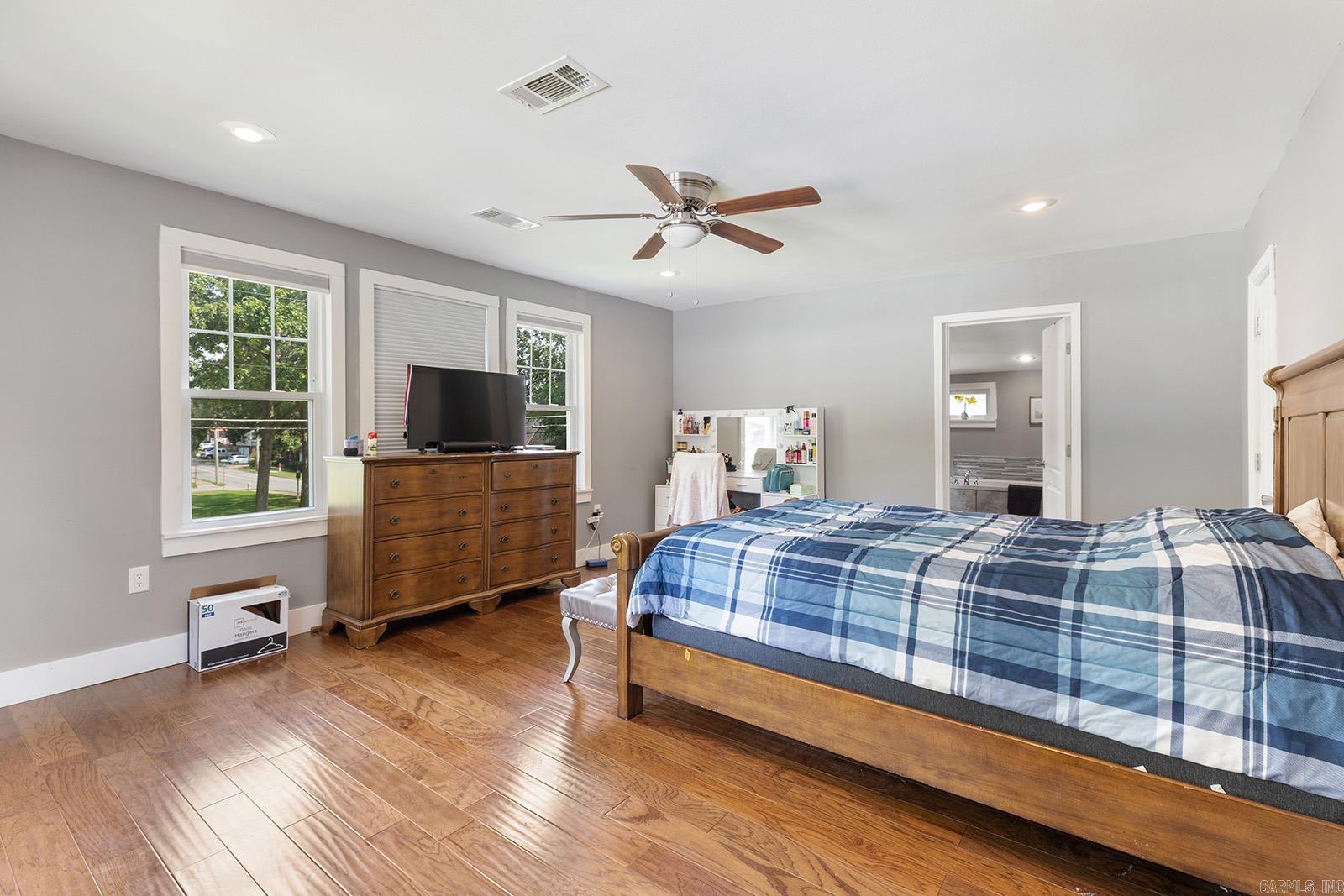 219 W D  North Little Rock, AR