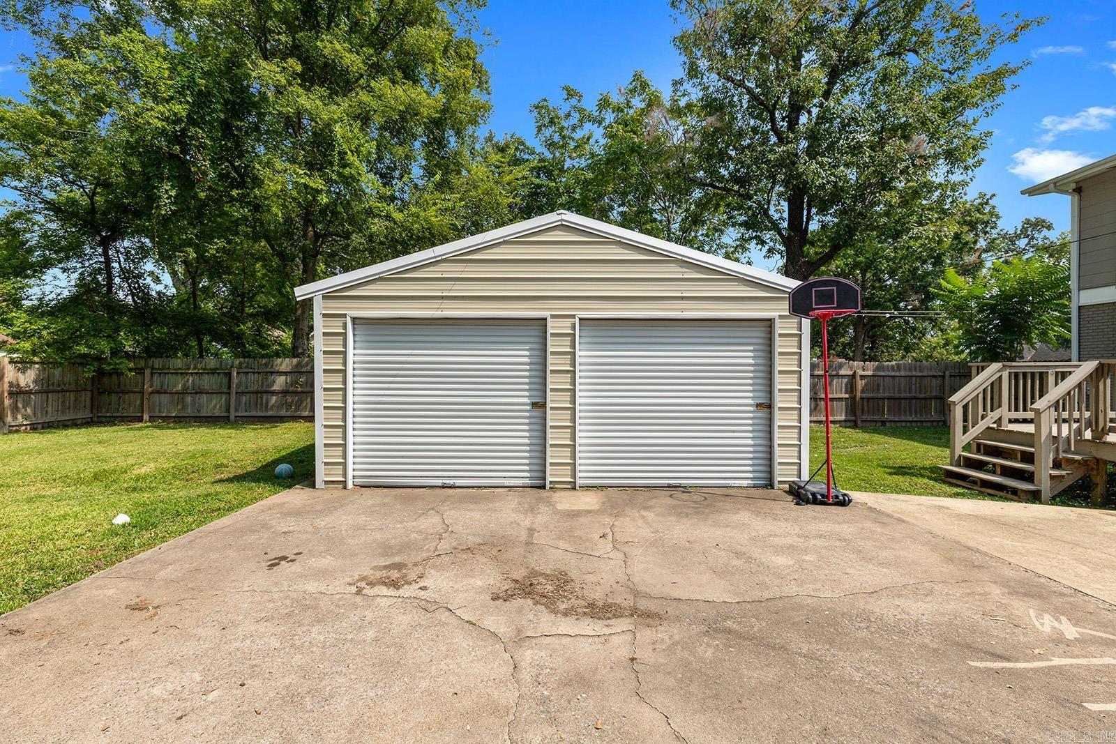 219 W D  North Little Rock, AR