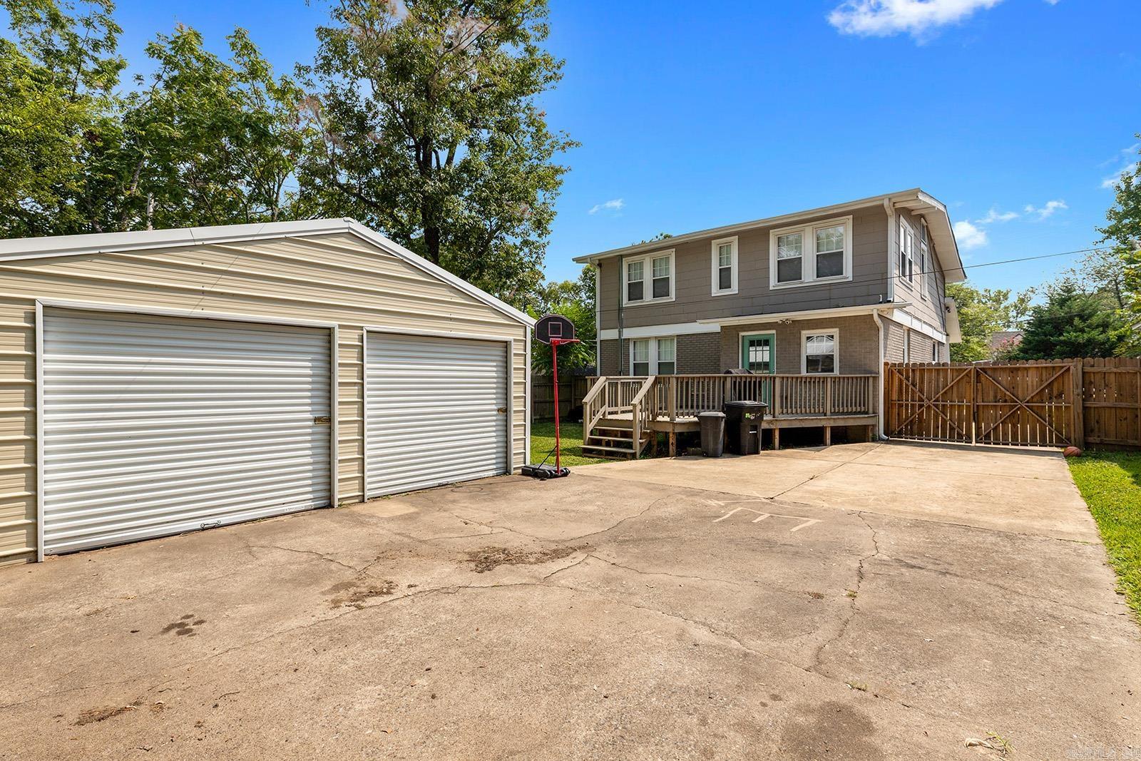219 W D  North Little Rock, AR