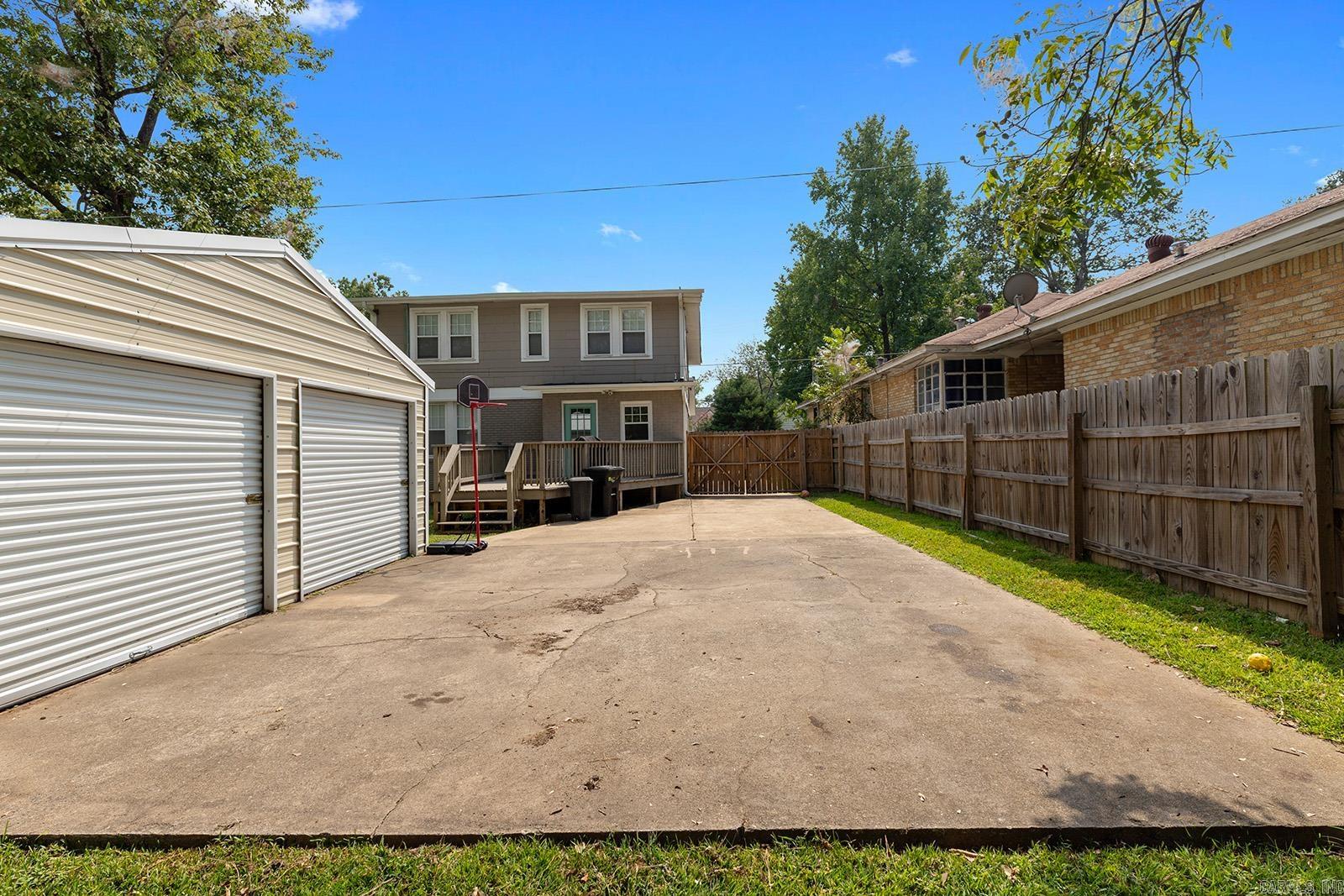 219 W D  North Little Rock, AR