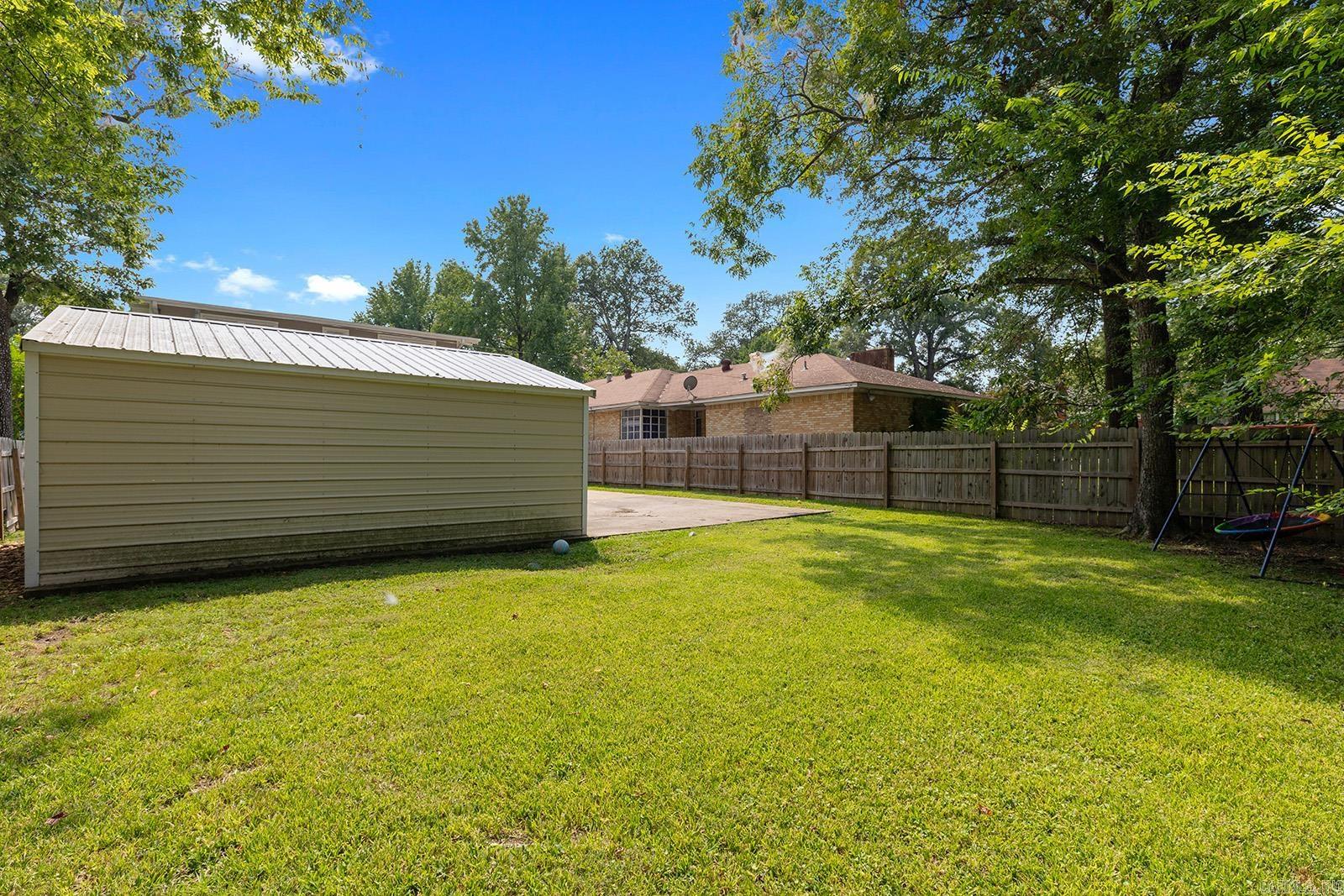 219 W D  North Little Rock, AR