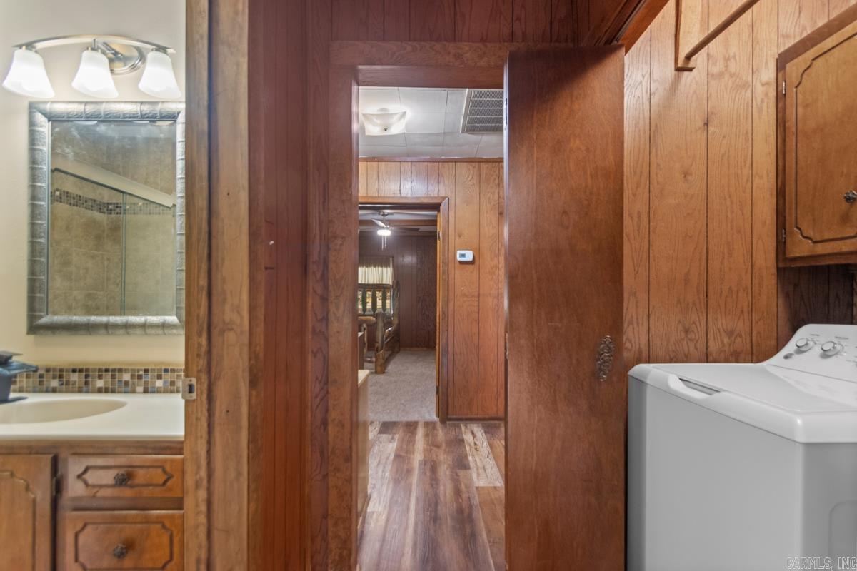 27226 US-67  Malvern, AR