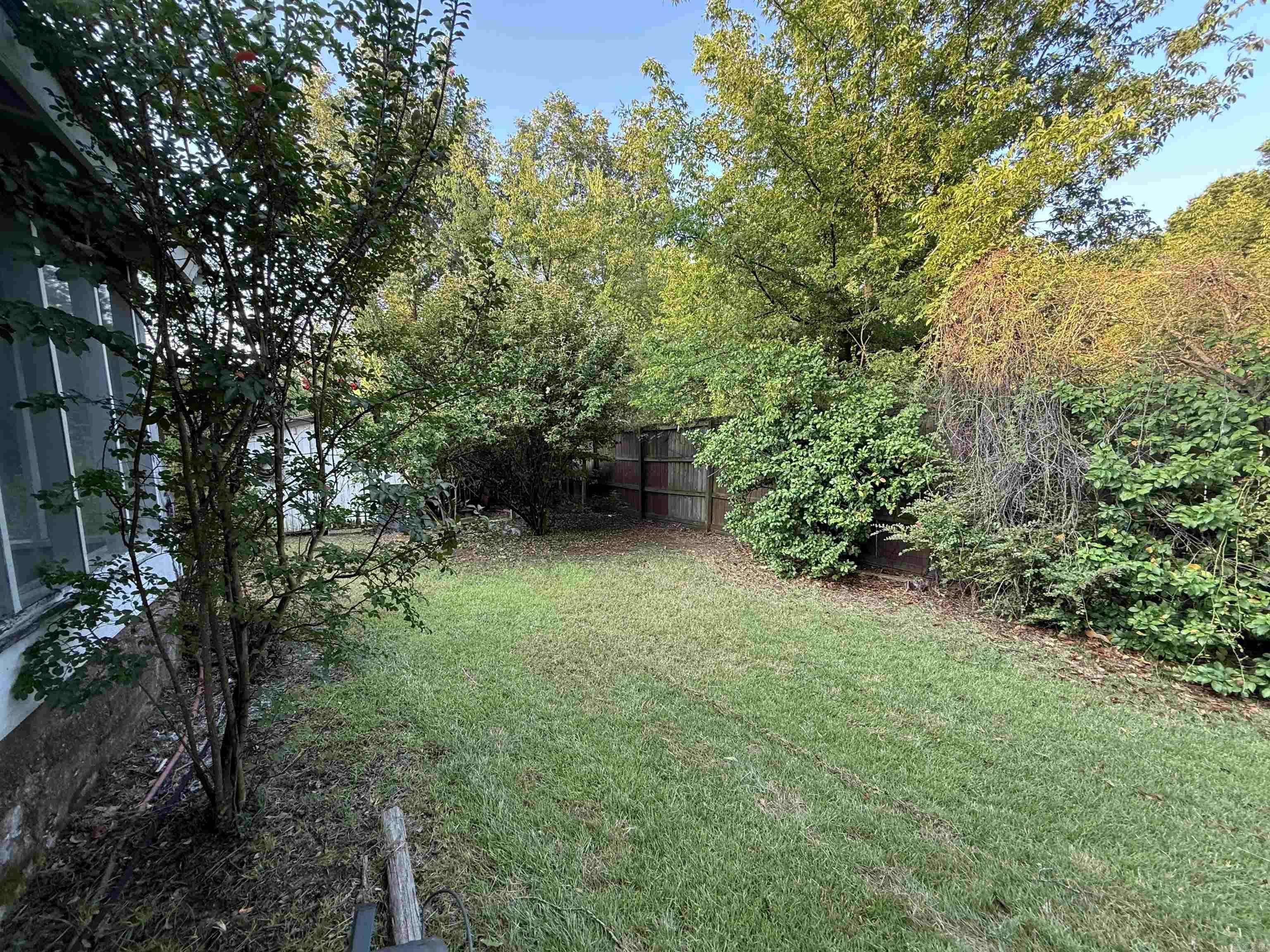 102 S 4th  Nashville, AR