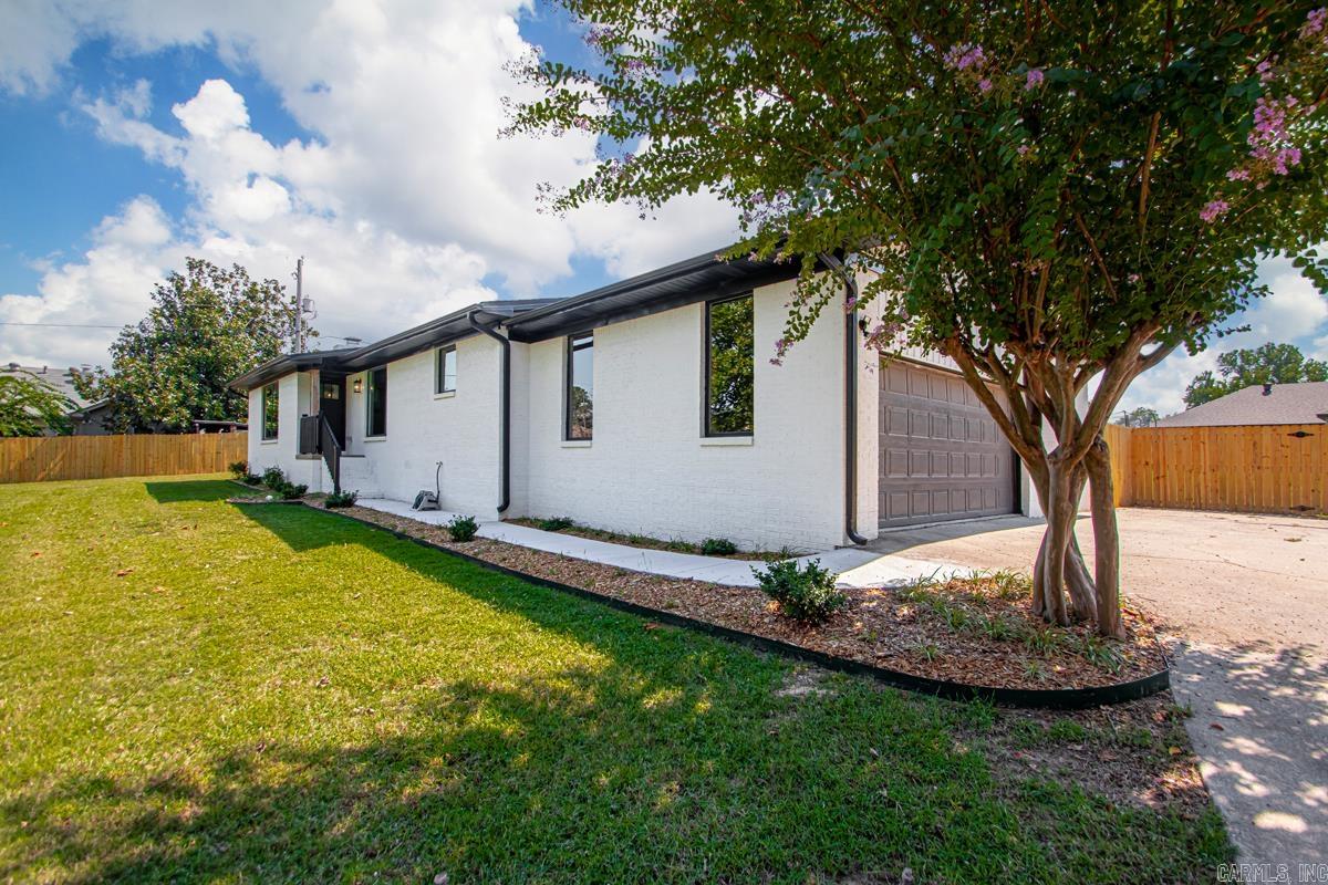 616 E Woodruff  Sherwood, AR