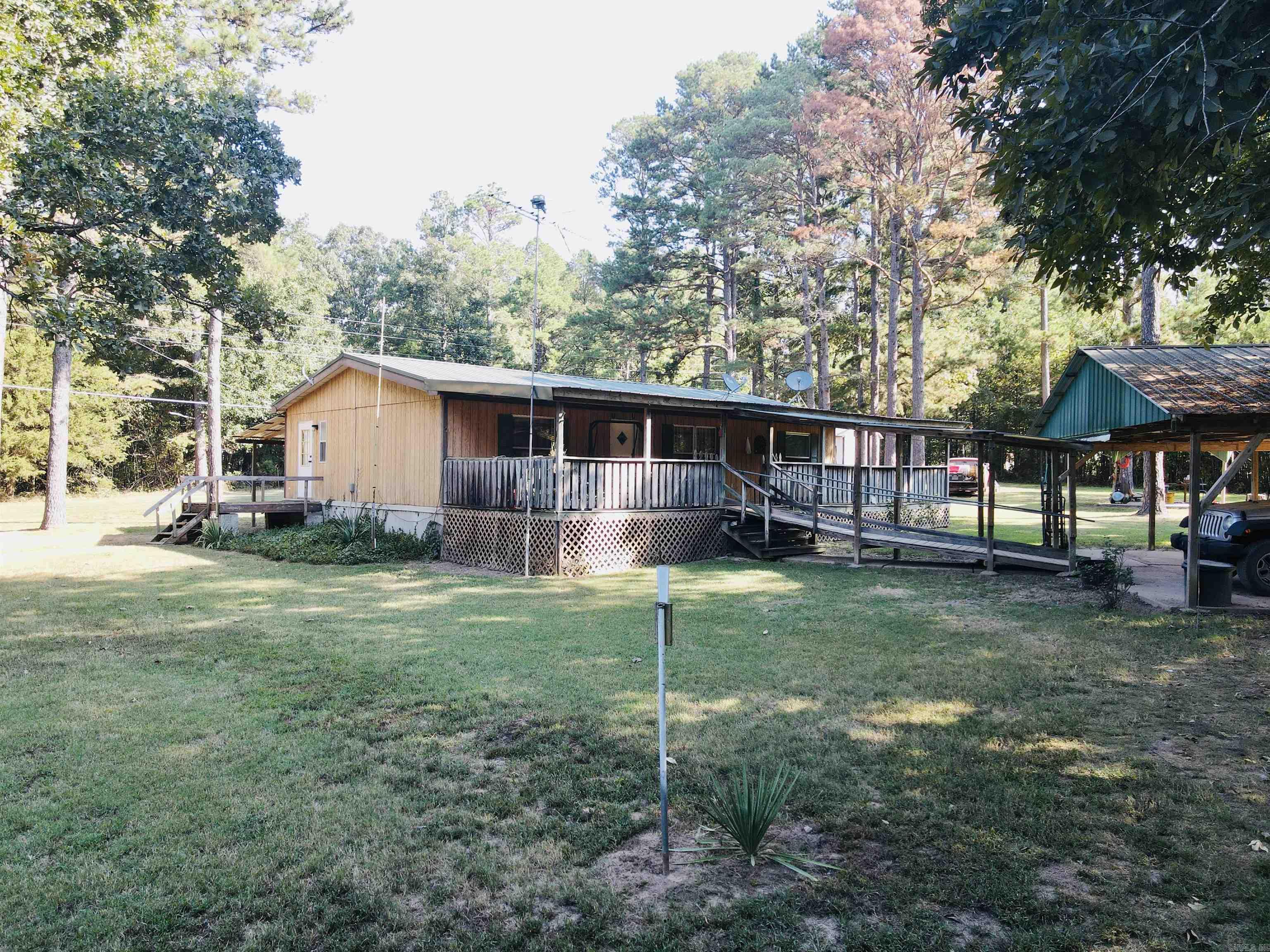 4854 Little Red River Rd.  Marshall, AR