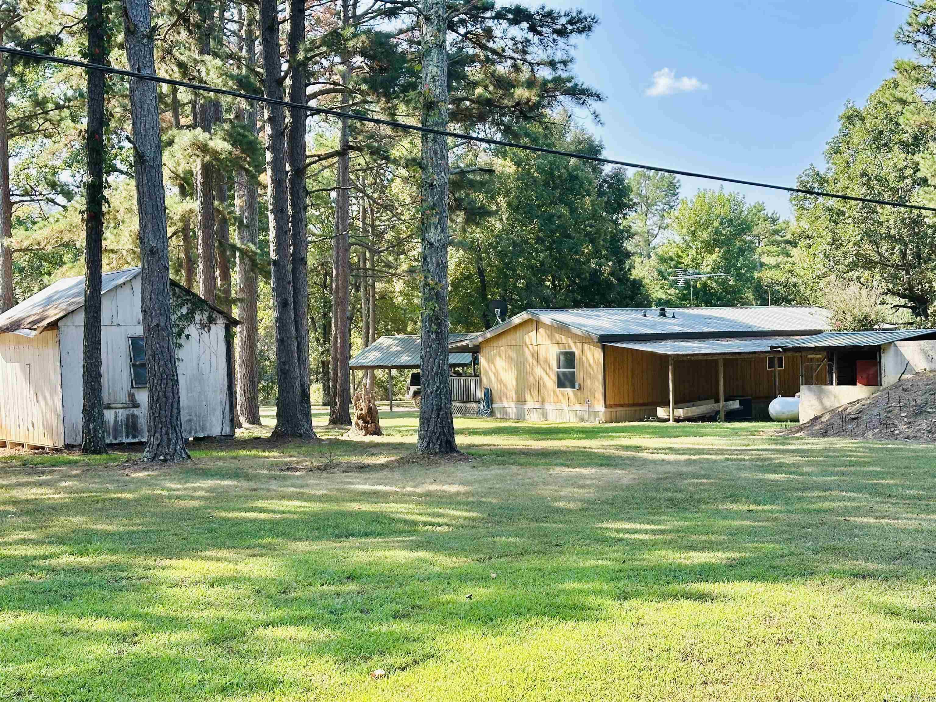 4854 Little Red River Rd.  Marshall, AR