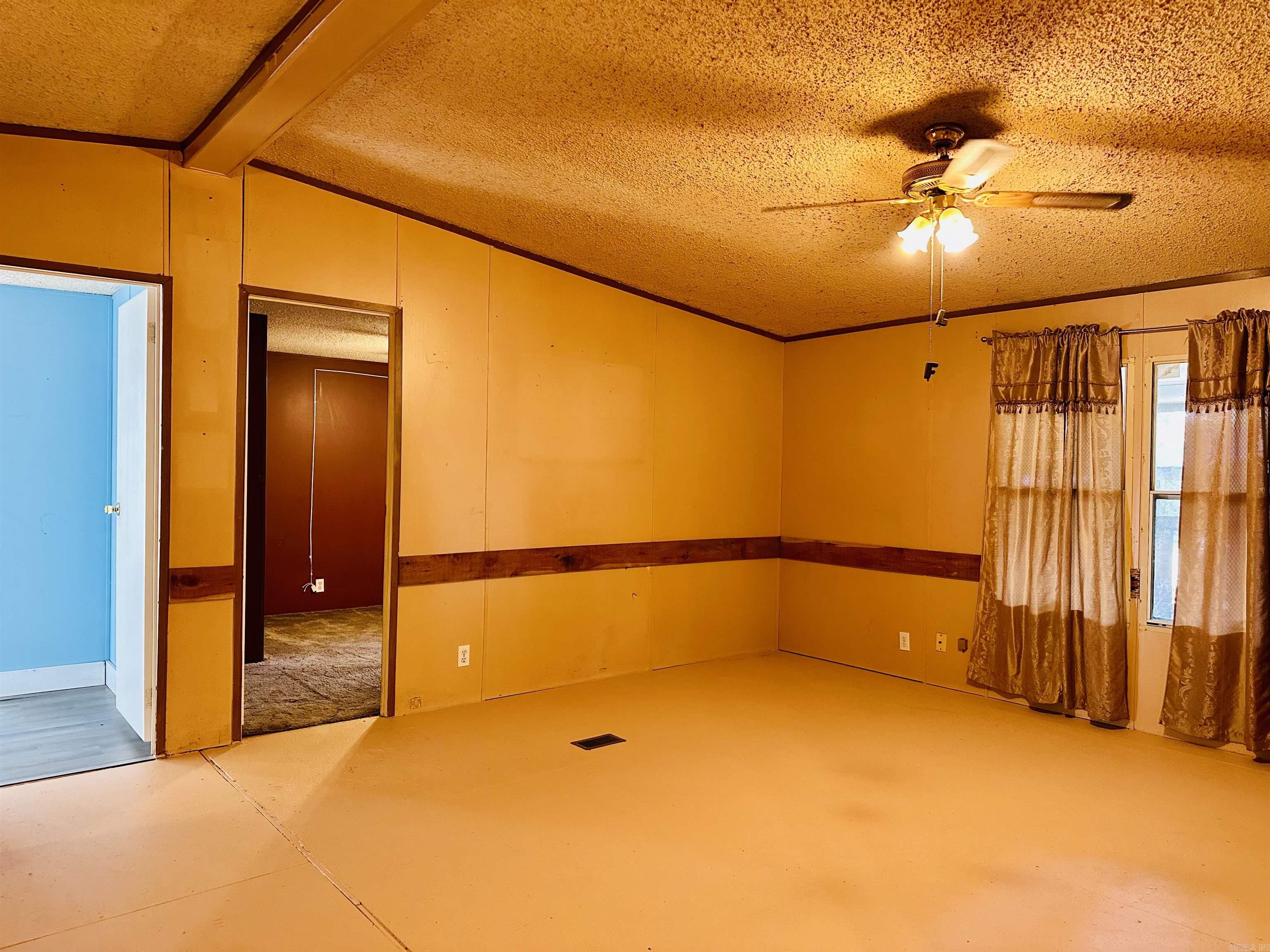 4854 Little Red River Rd.  Marshall, AR