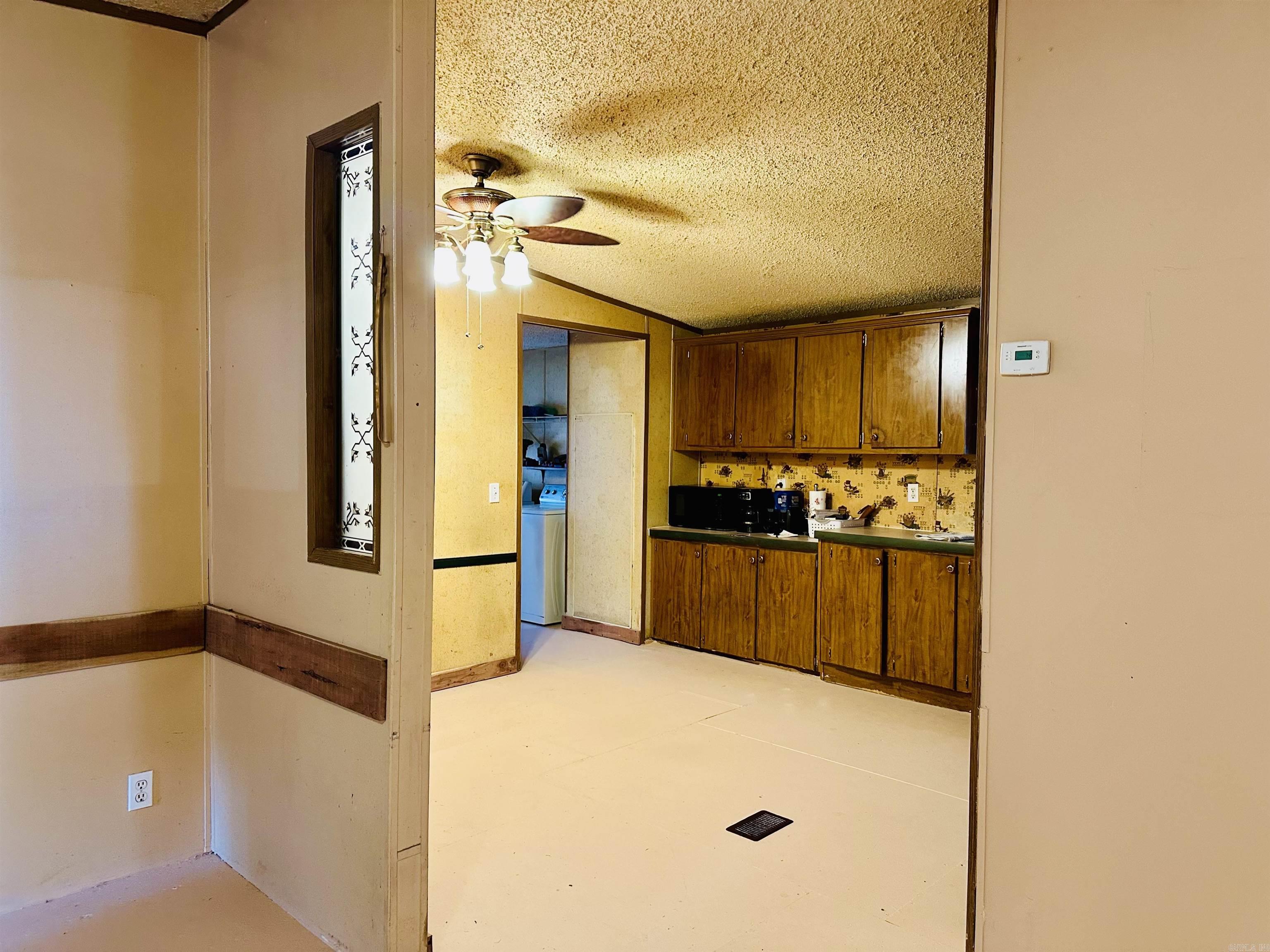 4854 Little Red River Rd.  Marshall, AR