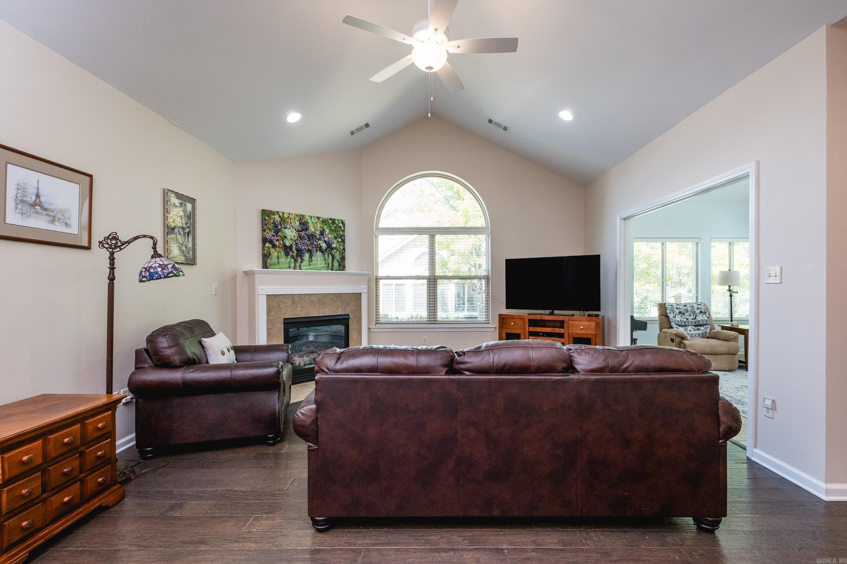 393 Mountain Terrace  Maumelle, AR