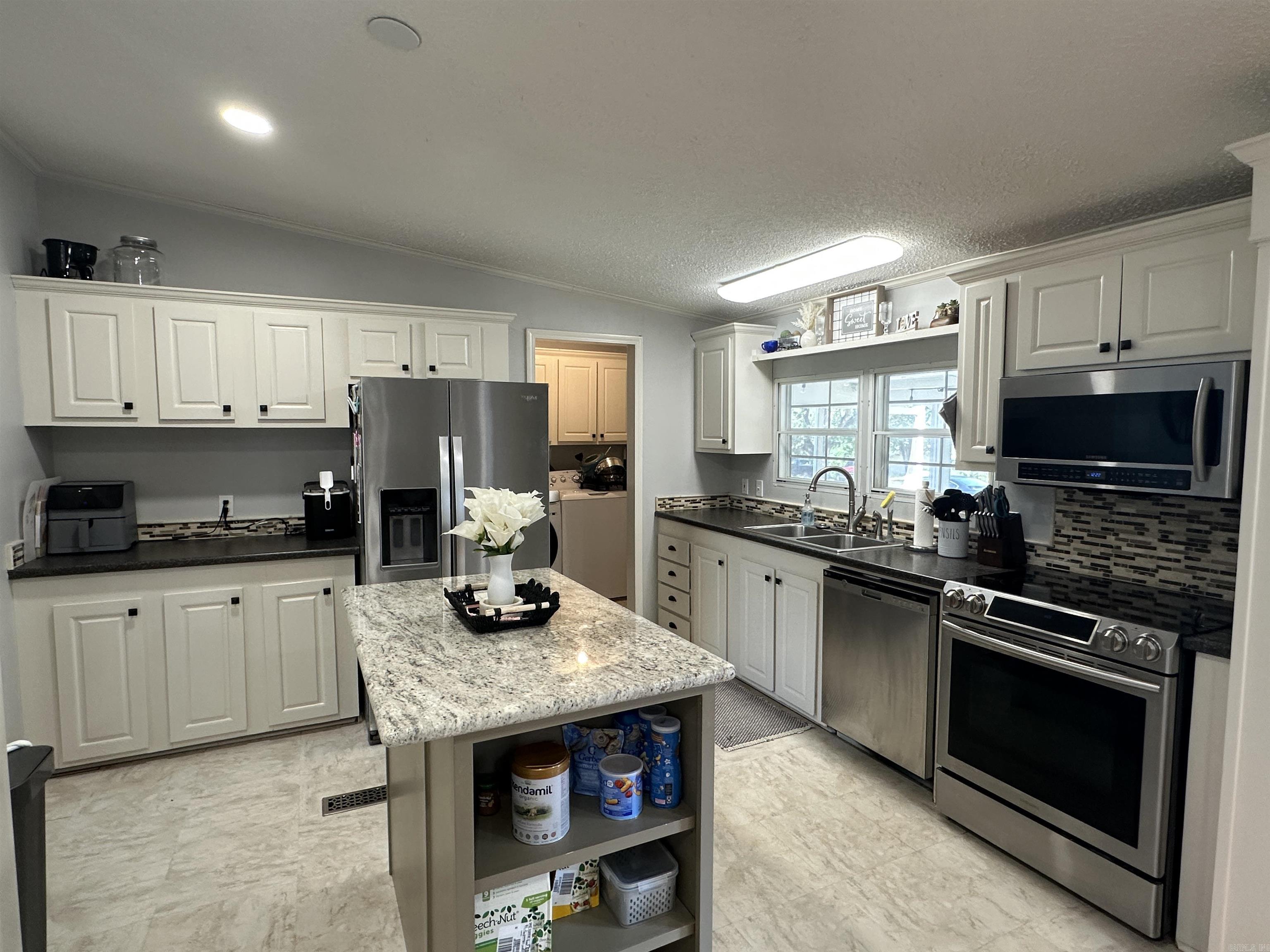 529 W Highway 225  Greenbrier, AR