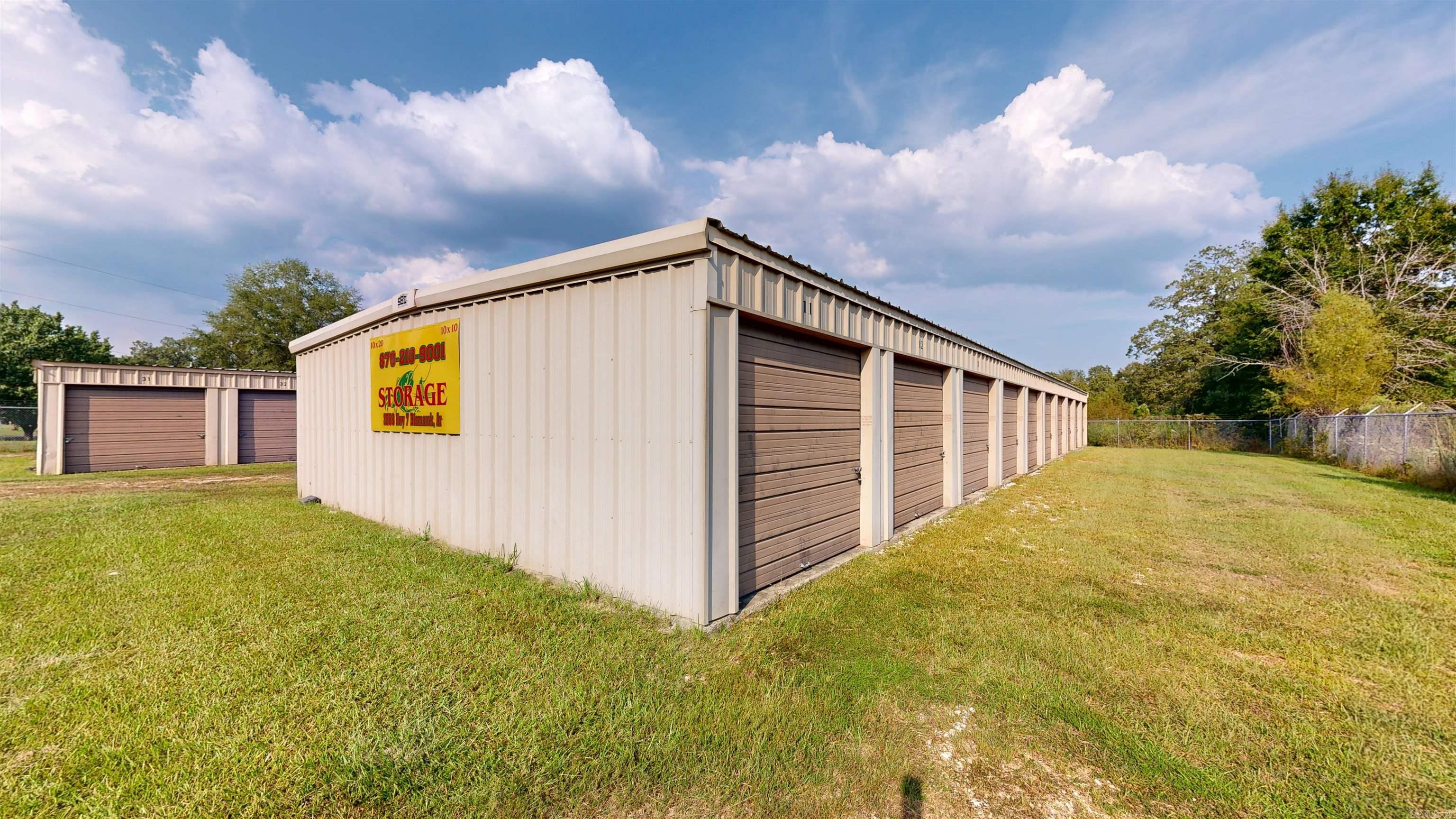 2568 Highway 7  Bismarck, AR