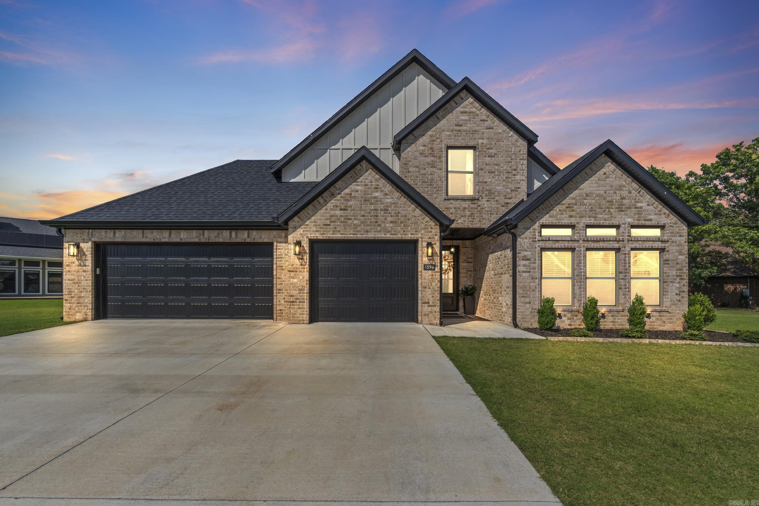 1596 Winters Street  Pea Ridge, AR
